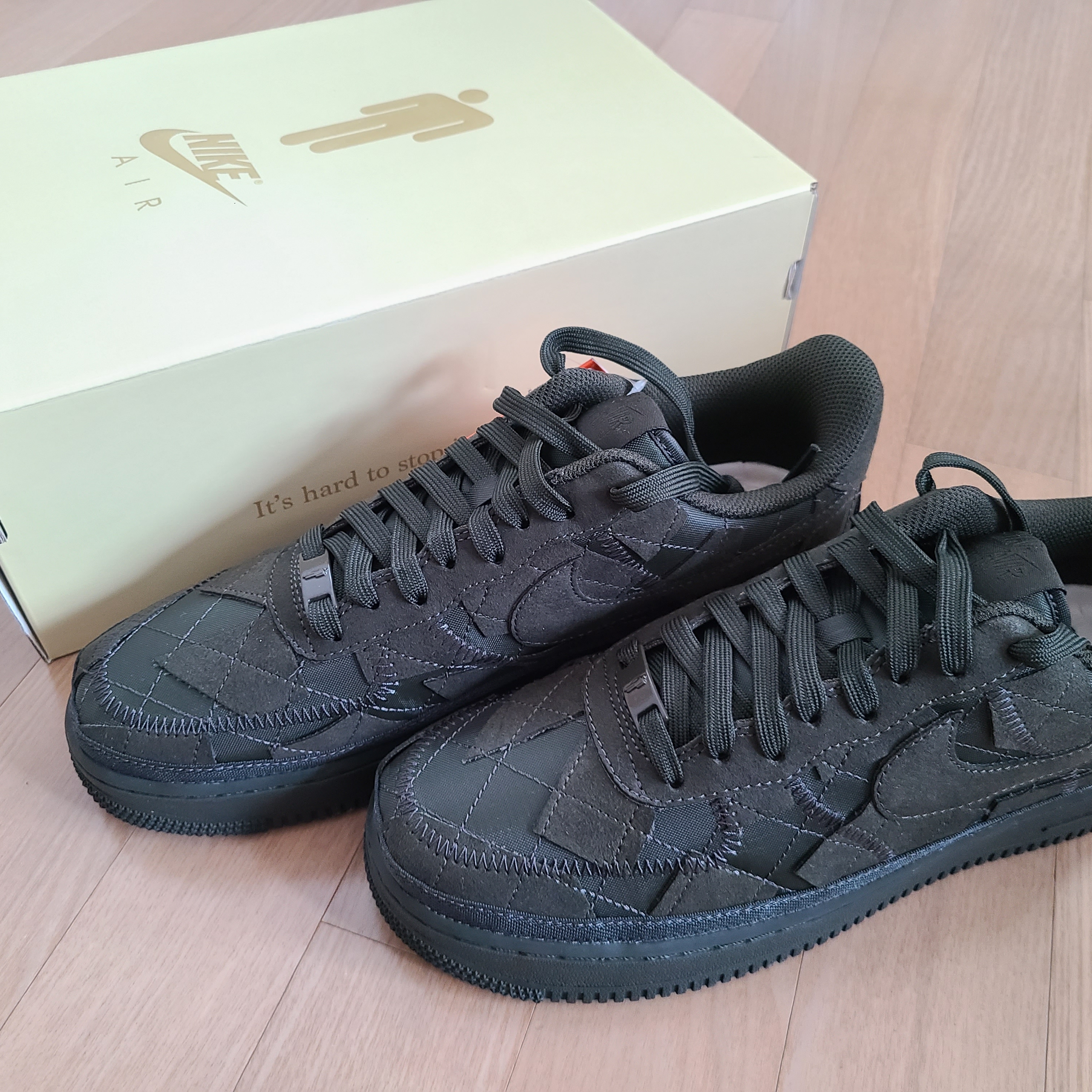 Nike x Billie Eilish Air Force 1 Low '07 SP Sequoia 착용 스타일 - 2