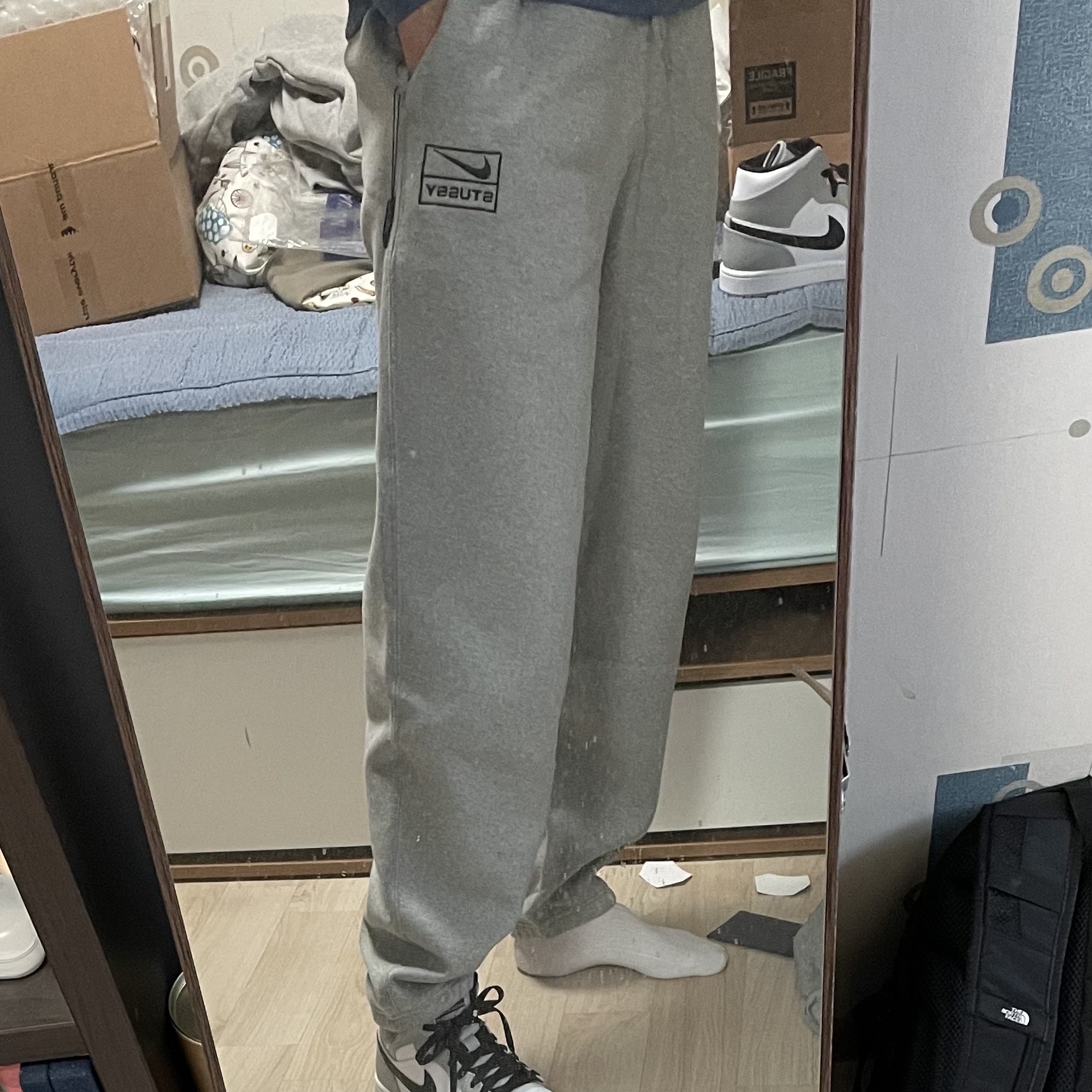 Nike x Stussy NRG RA Fleece Pants Dark Grey Heather (DJ9490-063) 착용 스타일