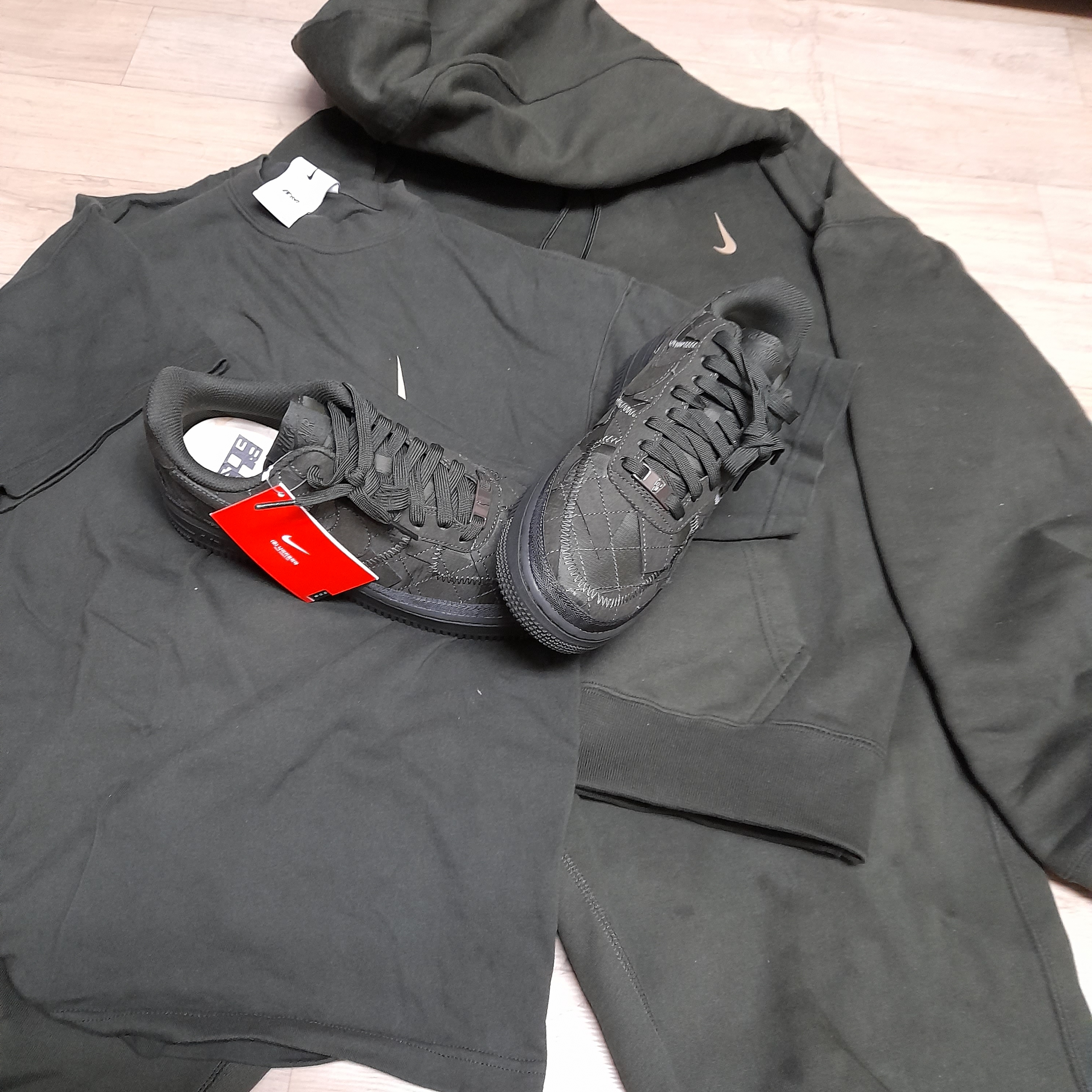 Nike x Billie Eilish Air Force 1 Low '07 SP Sequoia, Nike x Billie Eilish NRG Fleece Hoodie Sequoia - Asia 착용 스타일 - 1