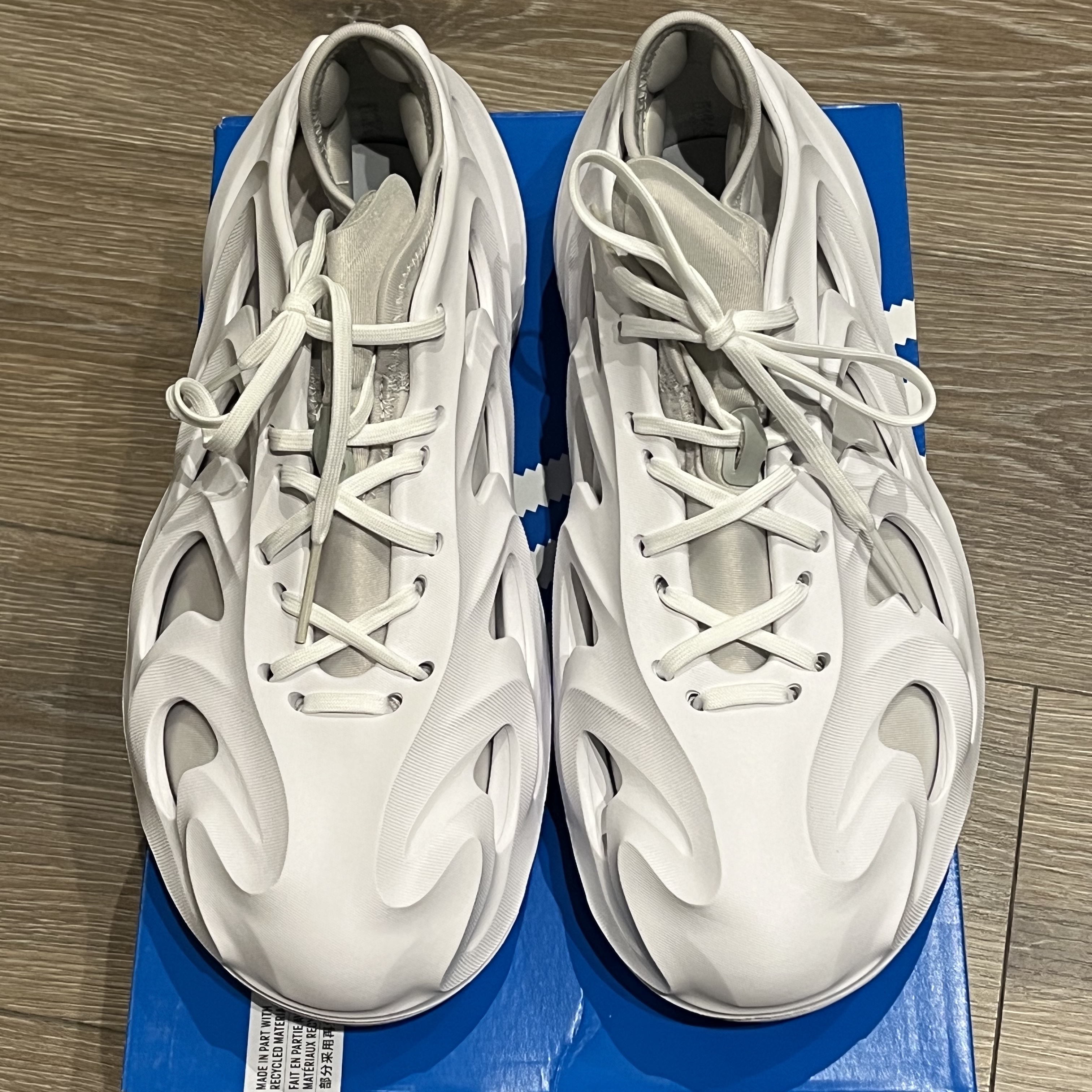 Adidas Adifom Q Cloud White Grey 착용 스타일 - 2