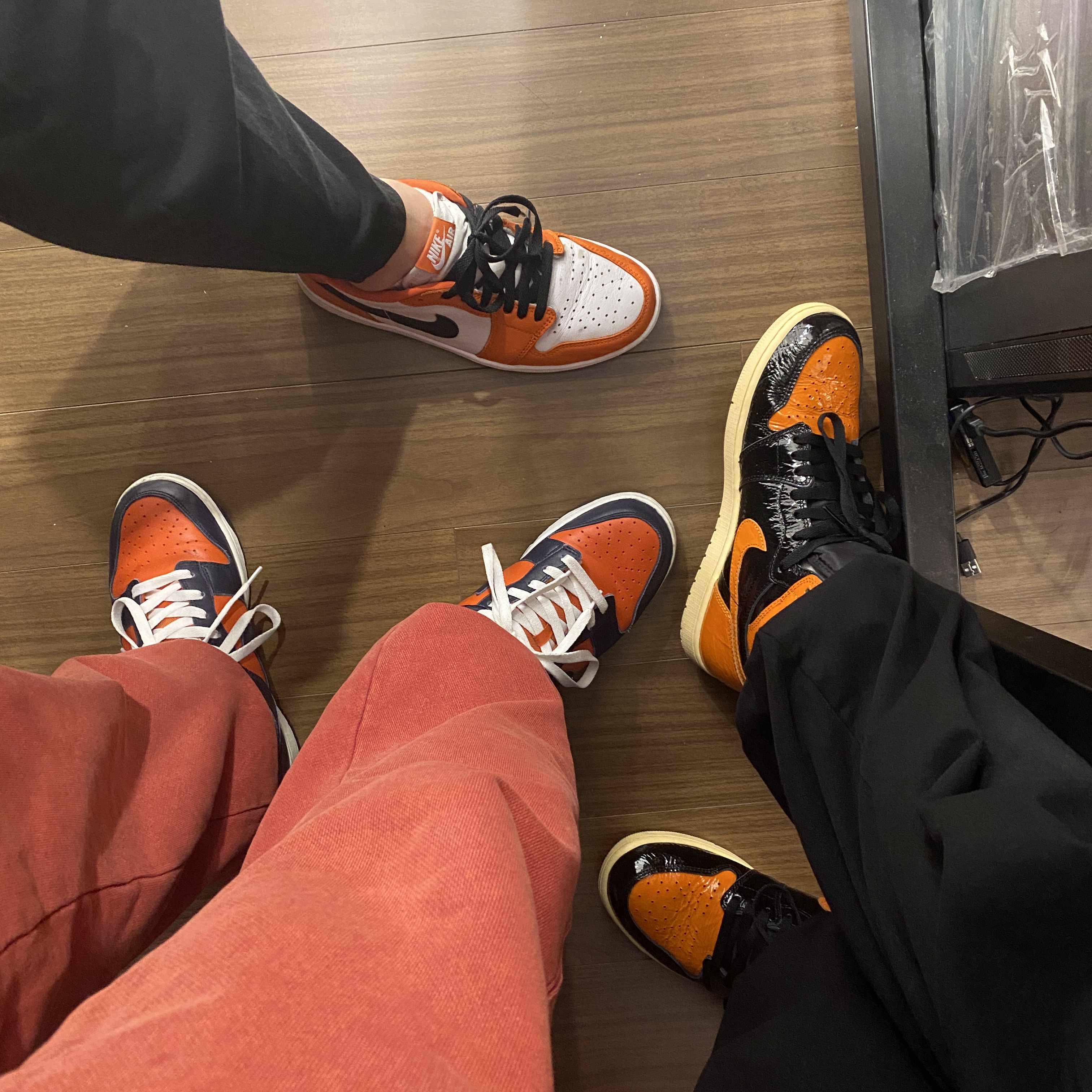 Jordan 1 Low OG Starfish, Nike Dunk Low SP Champ Colors 착용 스타일