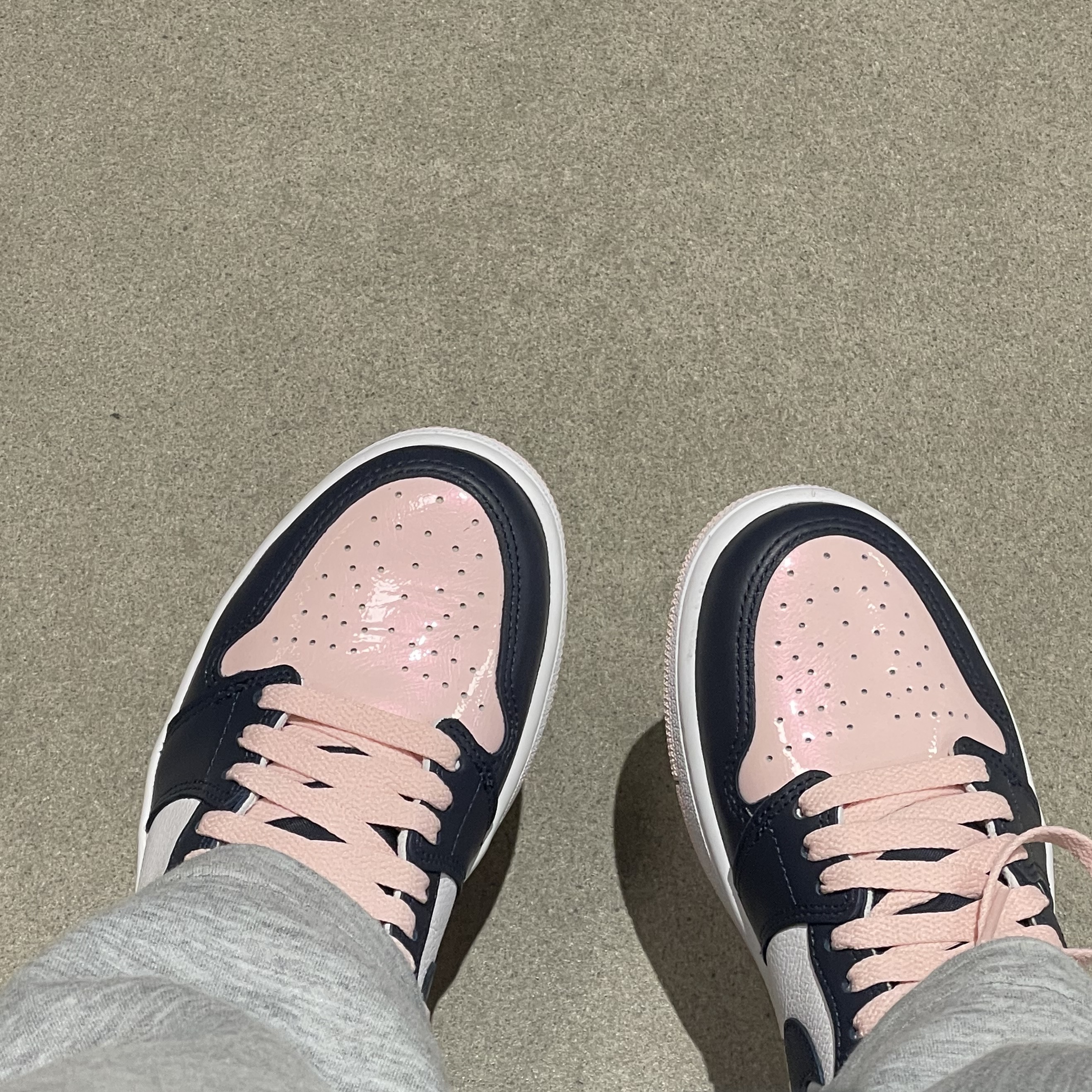 (W) Jordan 1 Retro High OG Atmosphere 착용 스타일