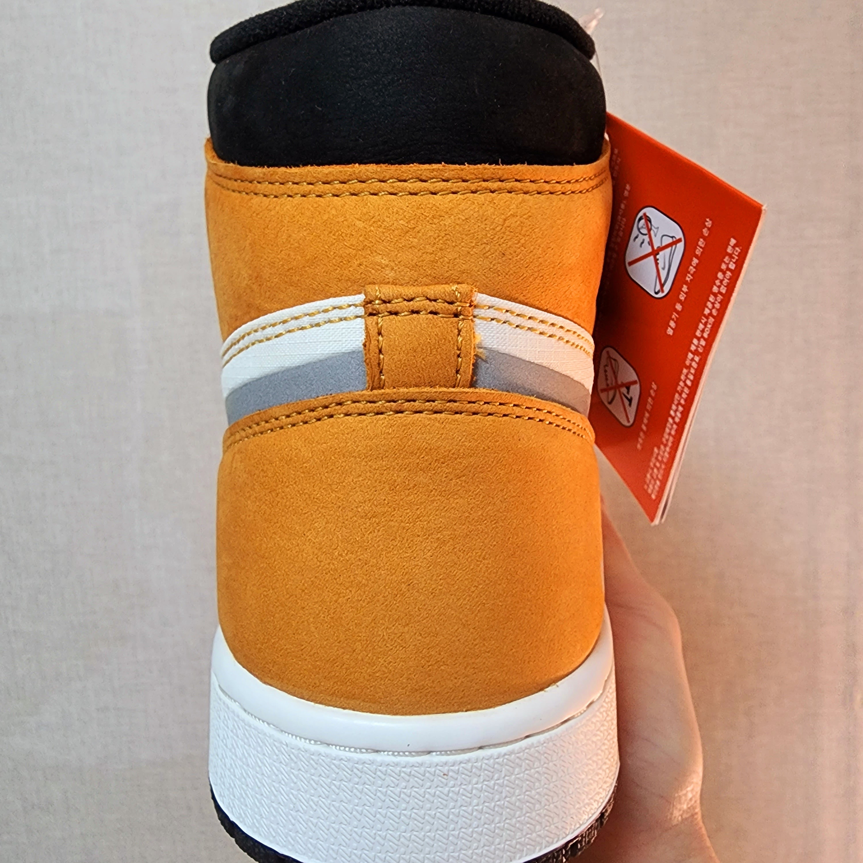Jordan 1 Element Gore-Tex Light Curry 착용 스타일 - 3