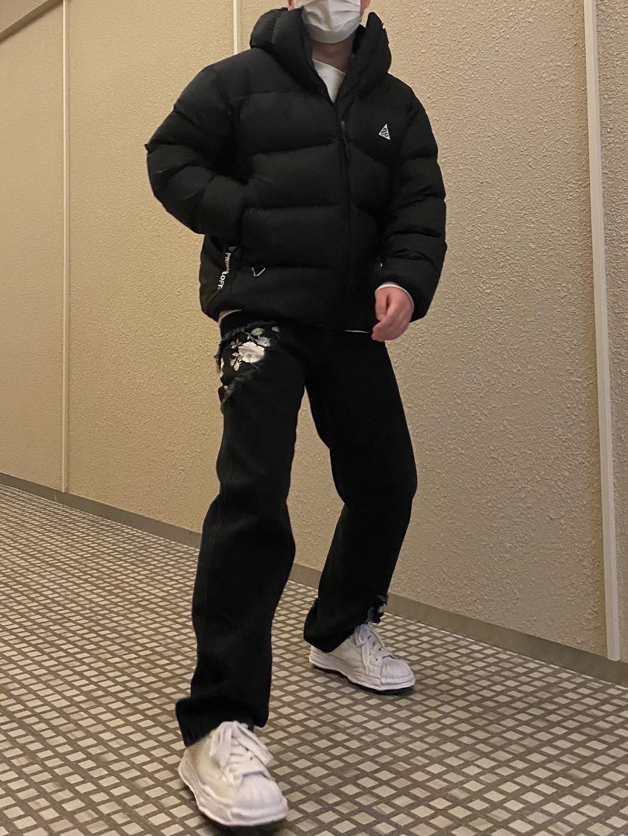 Maison Mihara Yasuhiro Blakey OG Sole Leather Low-top Sneakers White, Nike ACG Therma-Fit ADV Lunar Lake Puffer Jacket Black - Asia 착용 스타일 - 1
