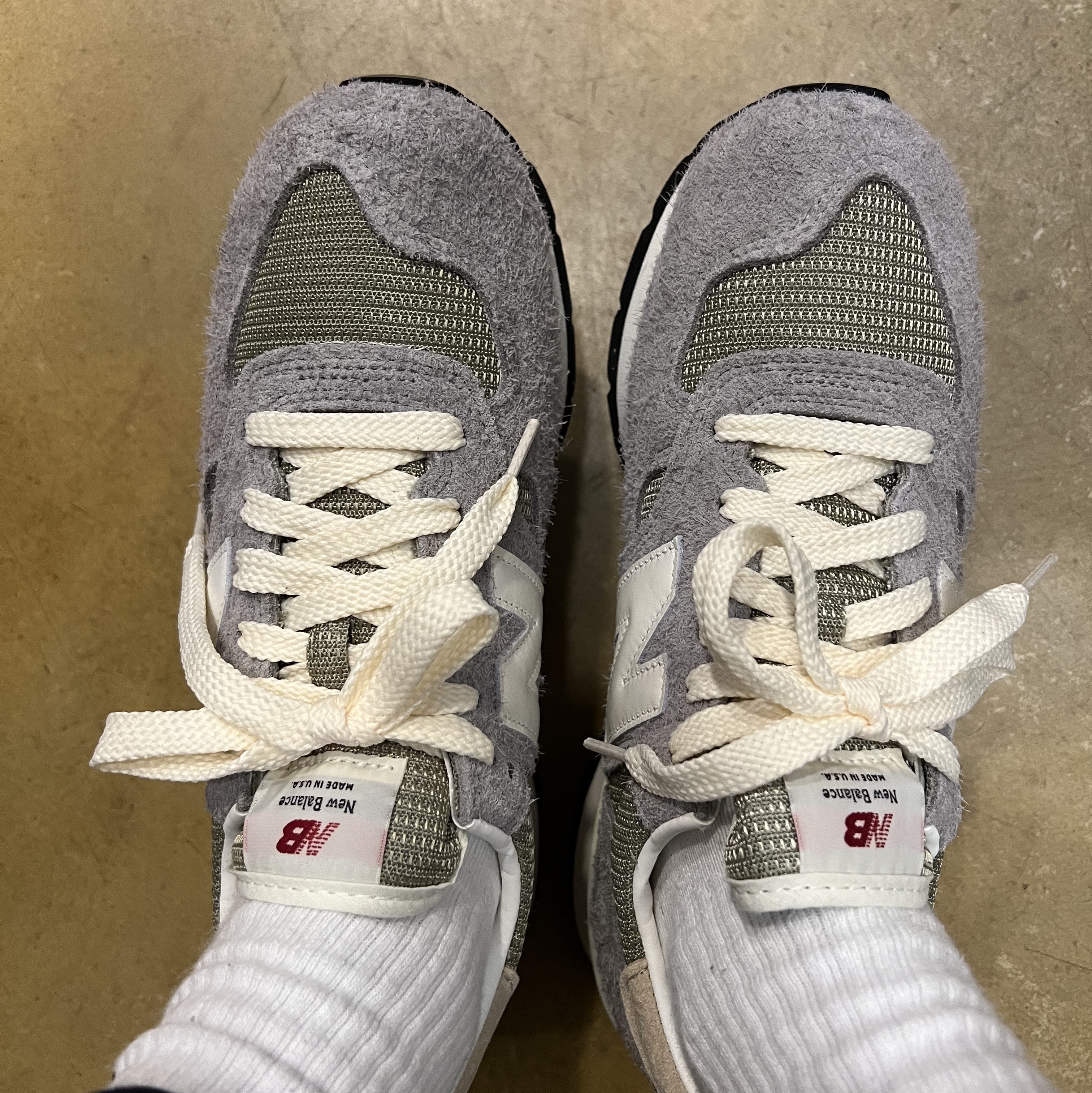 New Balance 990v1 Made in USA Marblehead Incense 착용 스타일