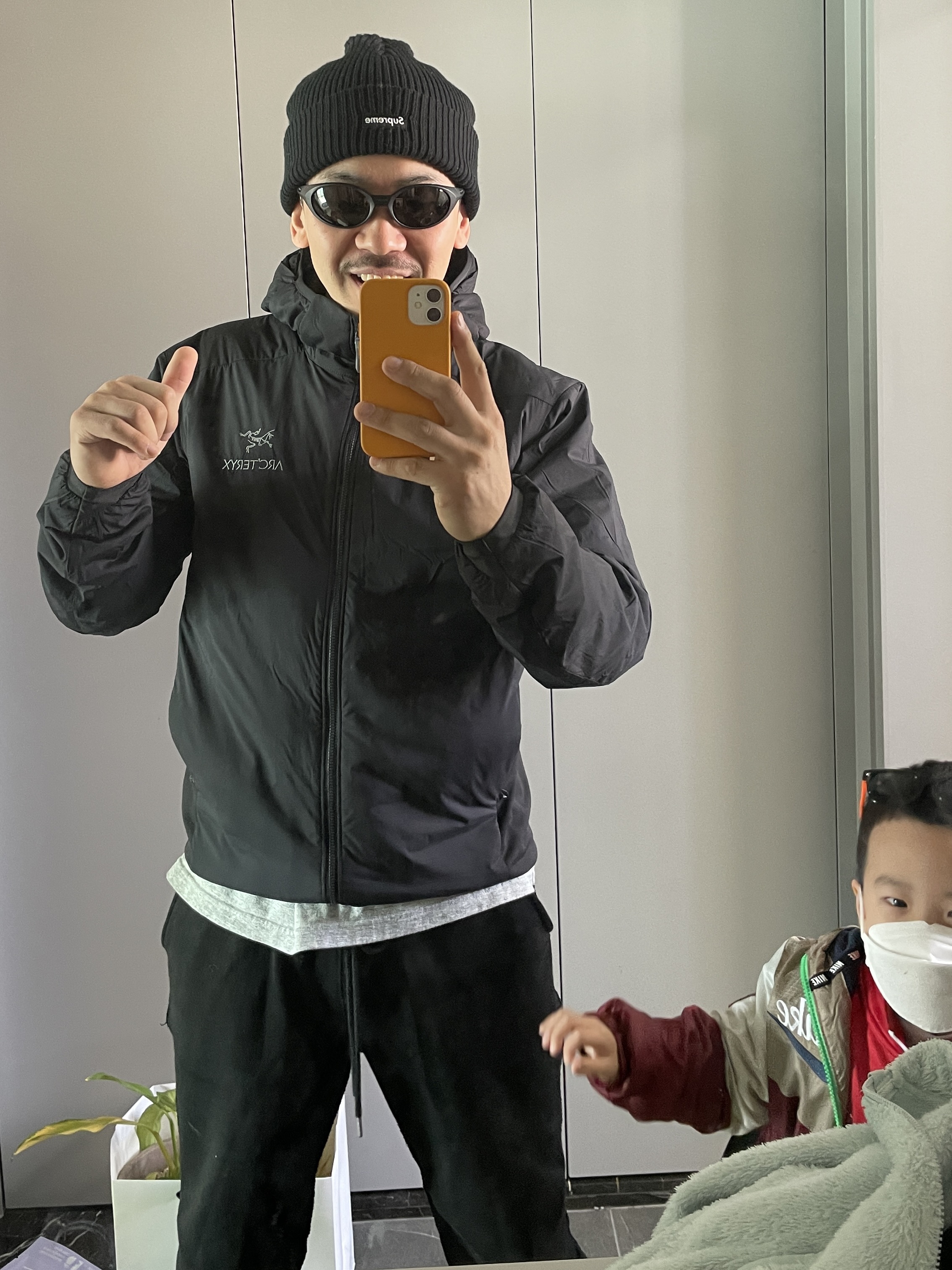 Arc'teryx Atom LT Hoody Black 착용 스타일