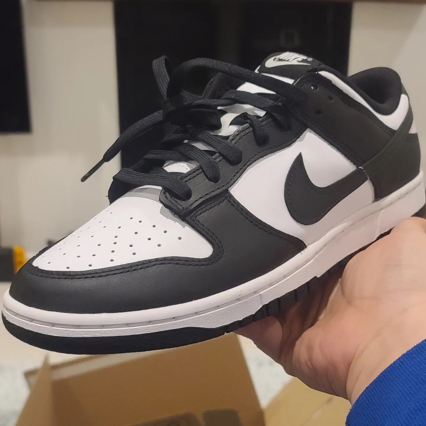 Nike Dunk Low Retro Black 착용 스타일