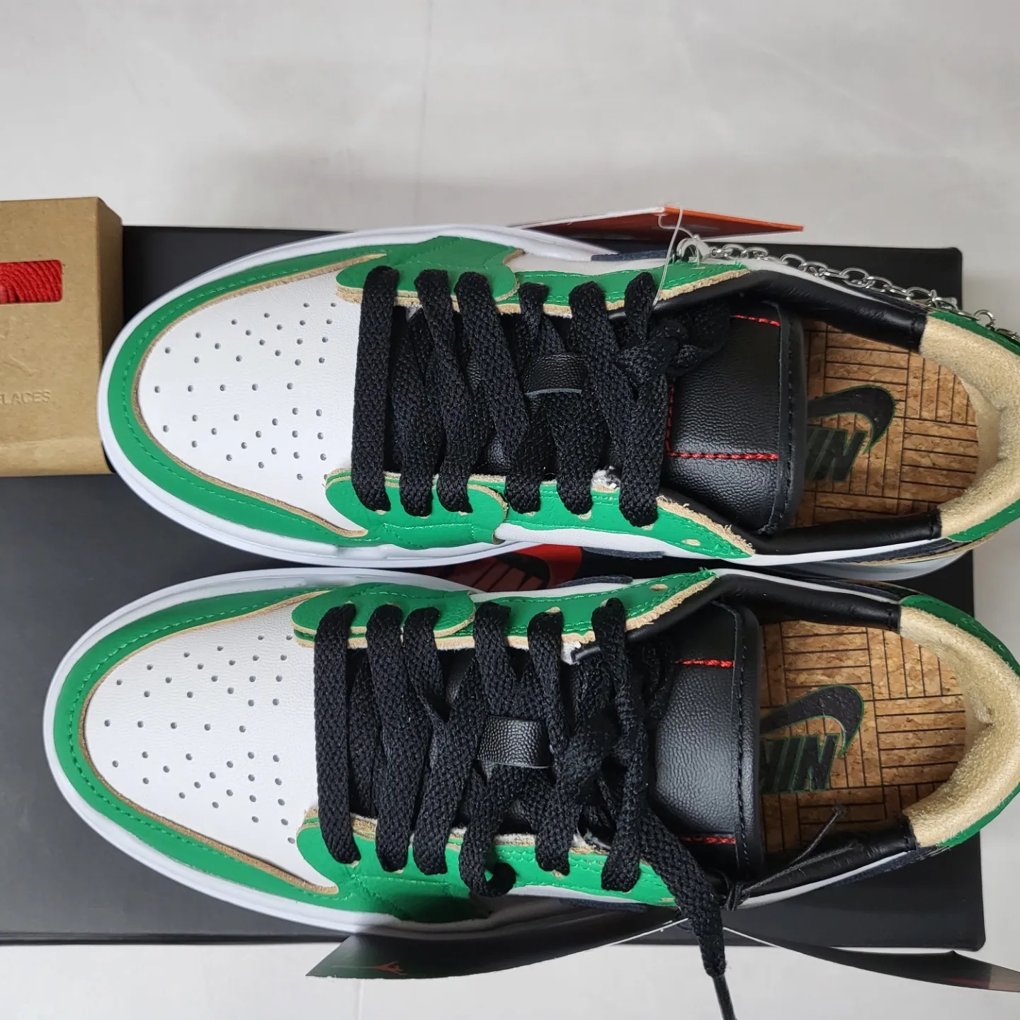 (W) Jordan 1 Elevate Low SE Lucky Green 착용 스타일 - 4