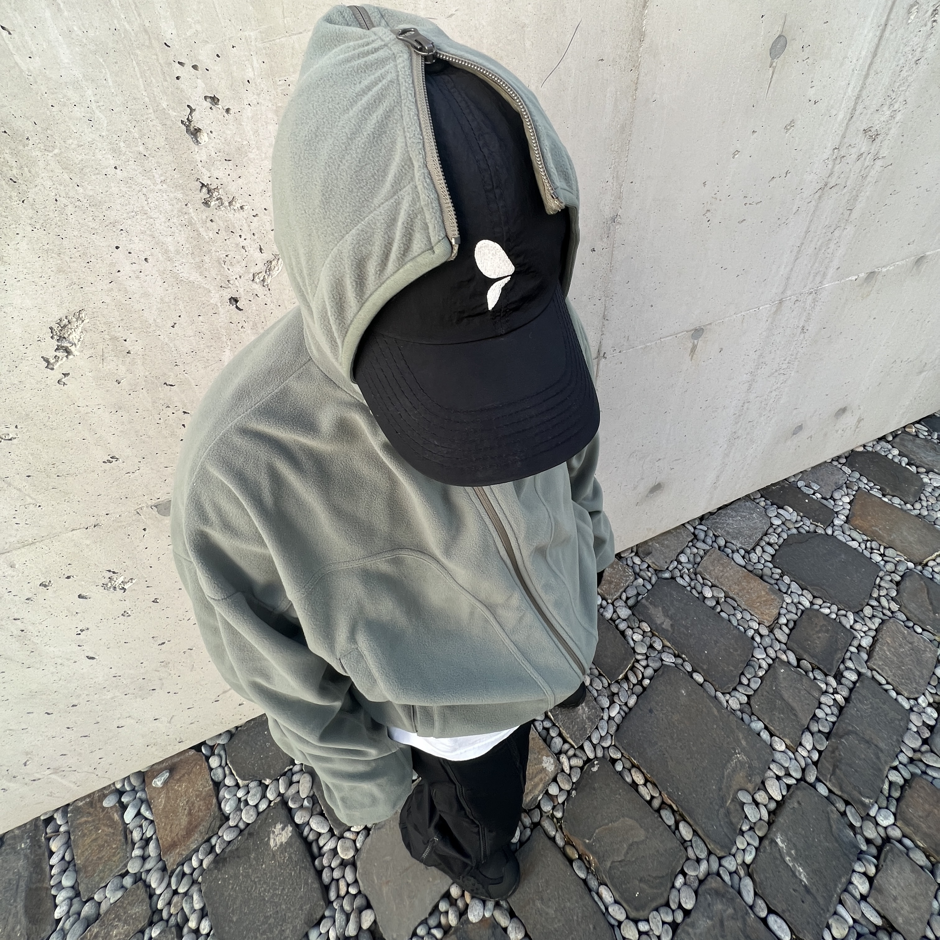 Kiko Kostadinov Harkman Shoes Oil Black, Stussy x Takahiromiyashita The Soloist 40 WT T-Shirt 착용 스타일 - 4