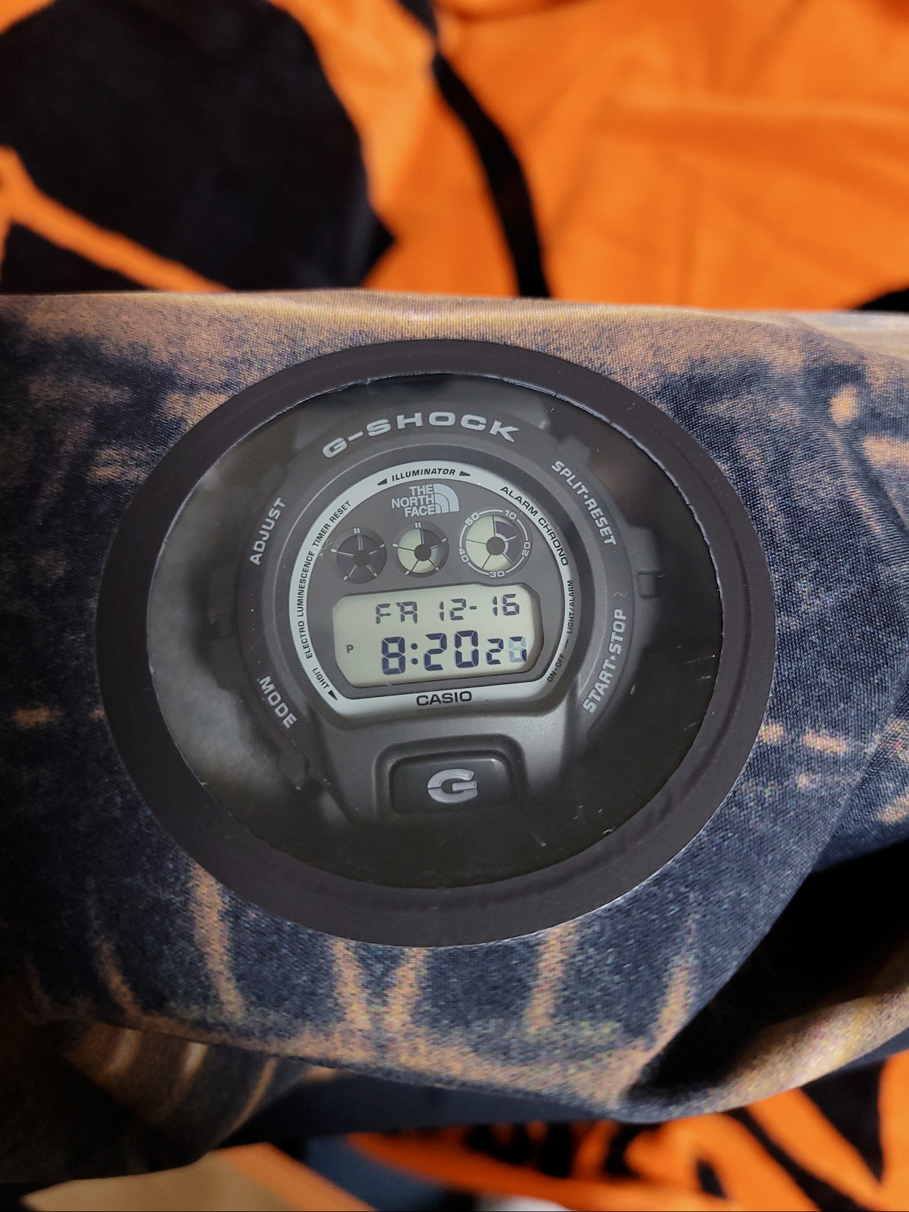Supreme x Seiko Marathon Clock - 21SS, Stussy Big Logo Umbrella Black 착용 스타일 - 3