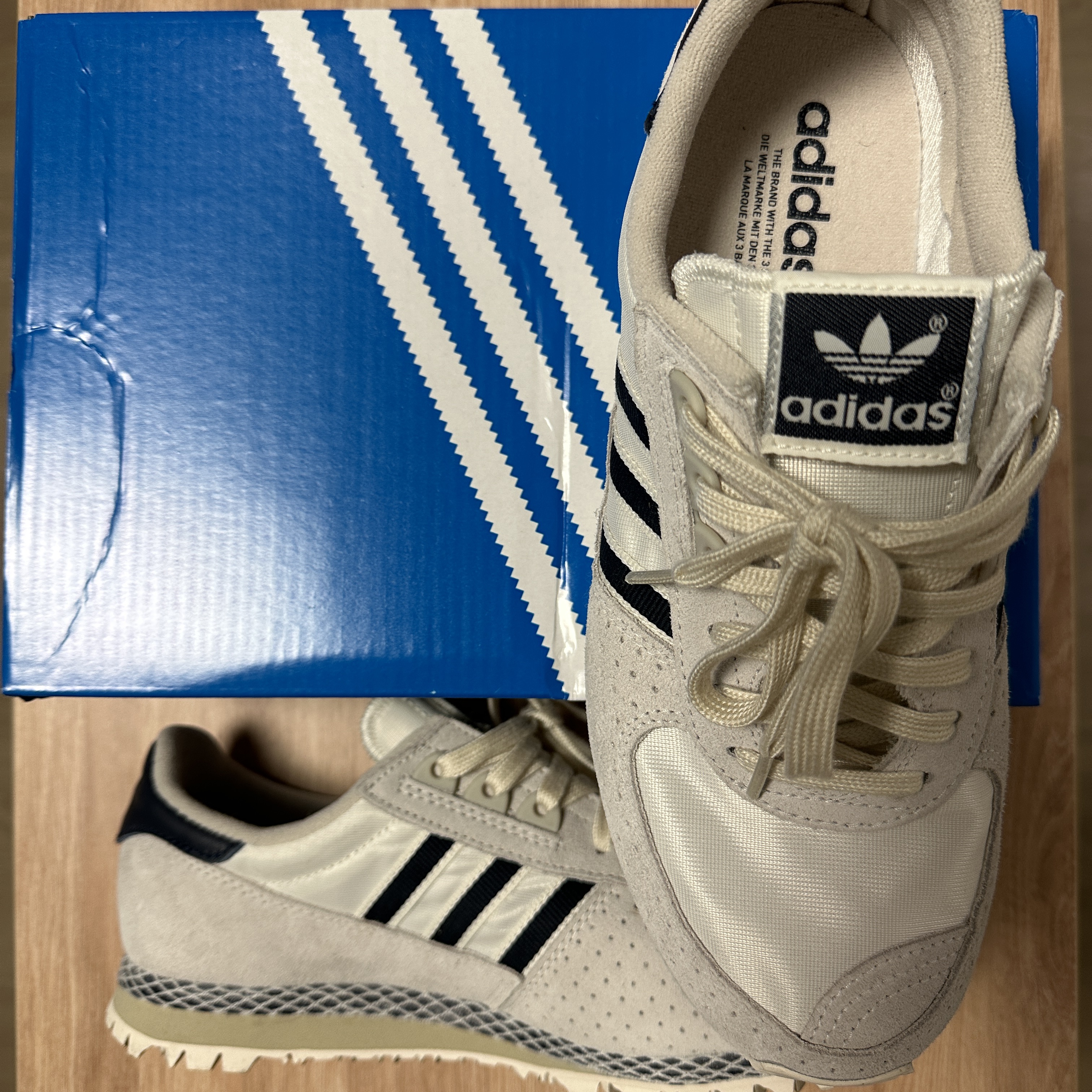 Adidas City Marathon PT Beige Navy 착용 스타일