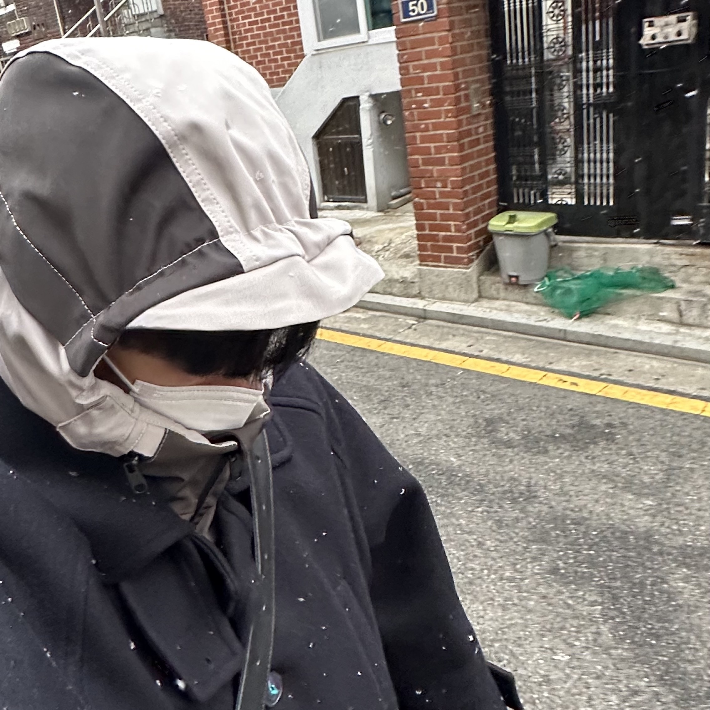 Undermycar Kame Multi Zip Turtle Shell Parka Driftwood - 22FW 착용 스타일 - 2