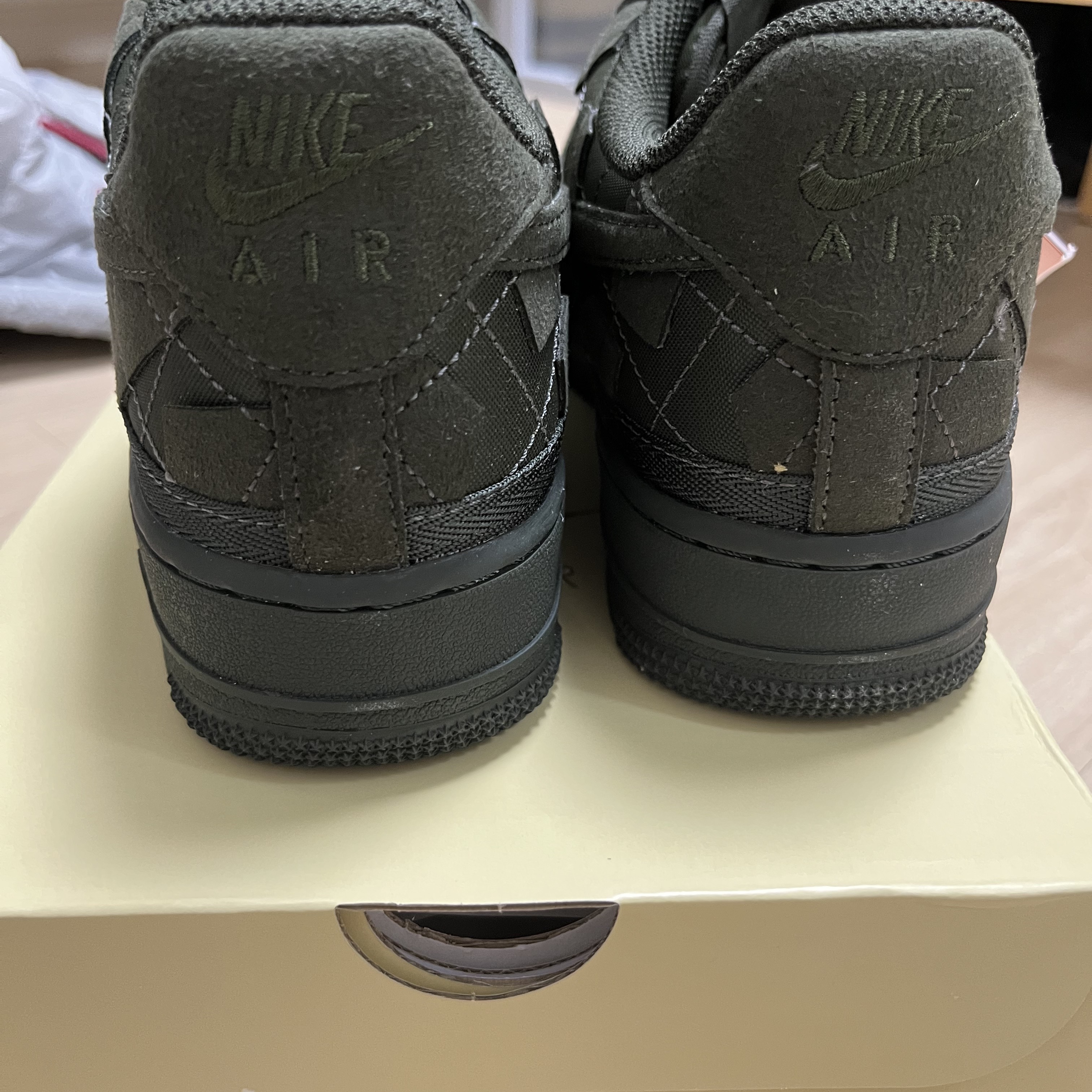 Nike x Billie Eilish Air Force 1 Low '07 SP Sequoia 착용 스타일 - 4