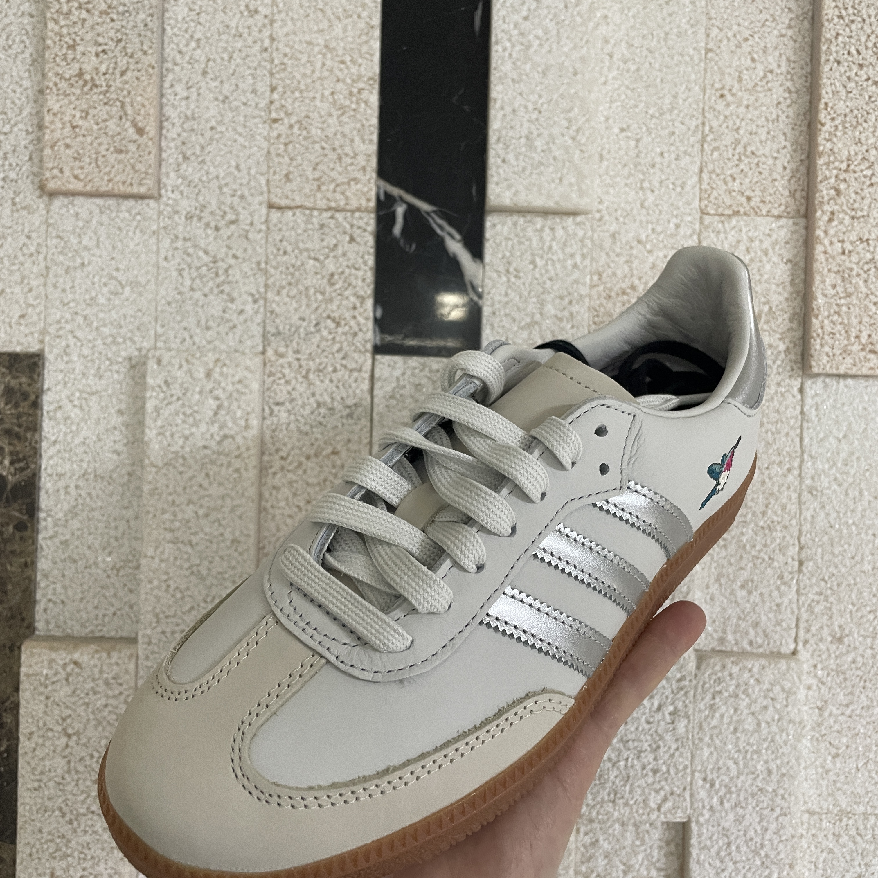 Adidas Samba OG Crystal White 착용 스타일 - 2