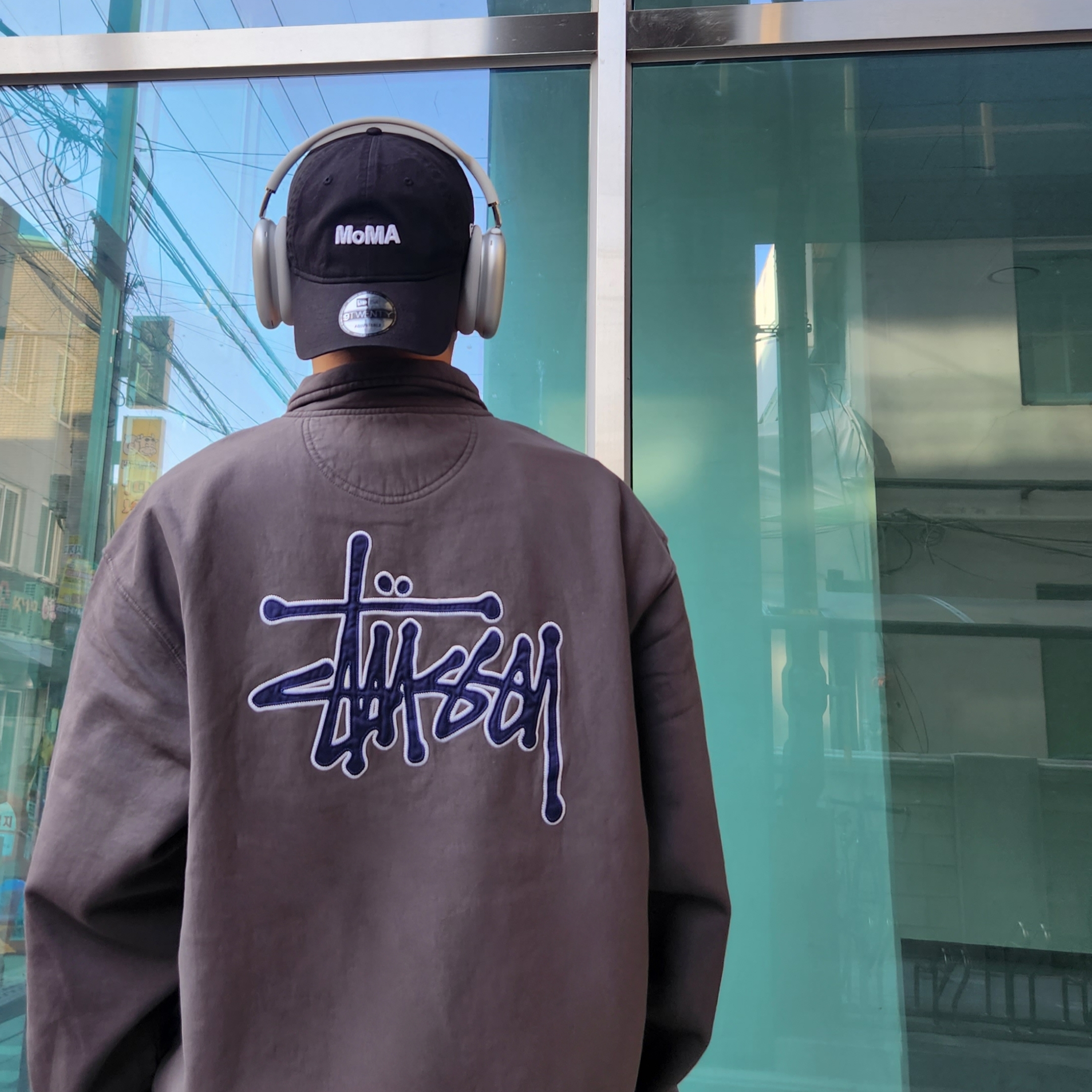 Stussy x Denim Tears Half Zip Fleece Charcoal, Apple AirPods Max Lightning Silver (Korean Ver.) 착용 스타일