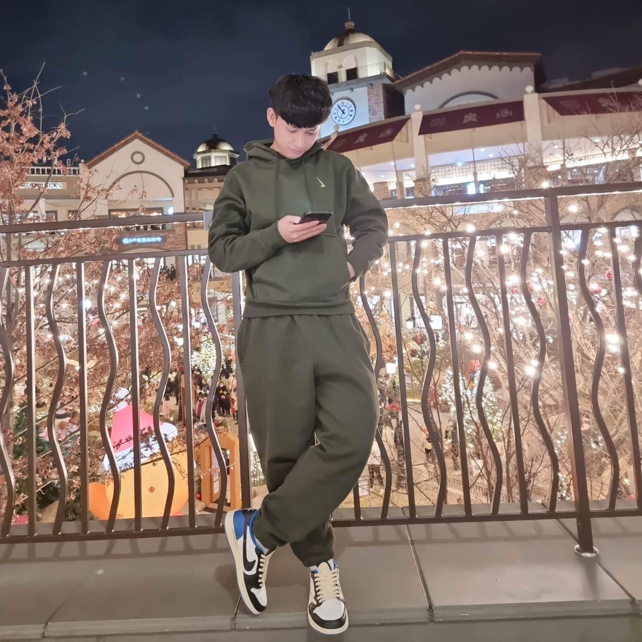 Nike x Billie Eilish NRG Fleece Hoodie Sequoia - Asia, Nike x Billie Eilish NRG Fleece Pants Sequoia - Asia 착용 스타일