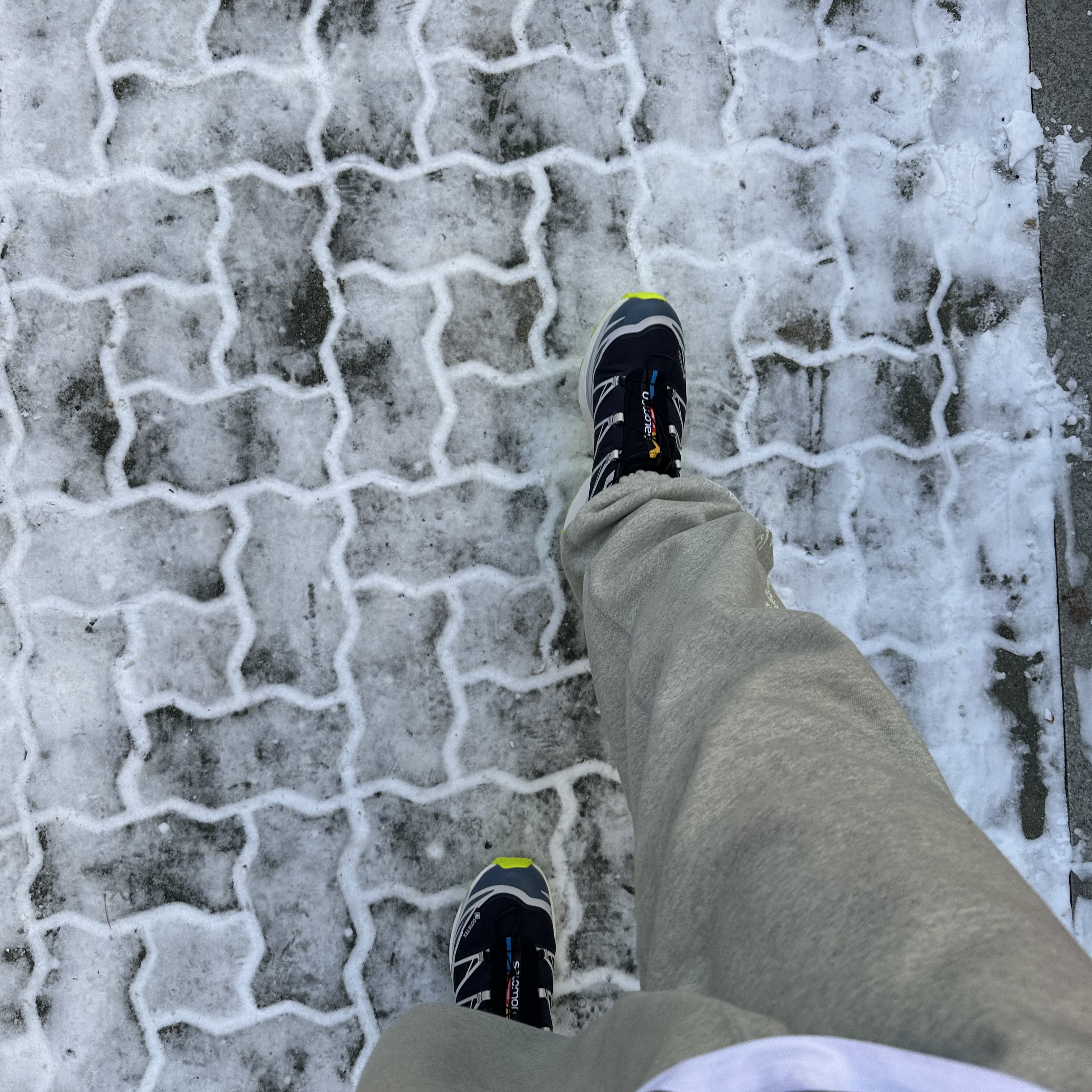 Nike ACG Therma-Fit ADV Lunar Lake Puffer Jacket Safety Orange - Asia, Salomon XT-6 Gore-Tex Night Sky 착용 스타일 - 2