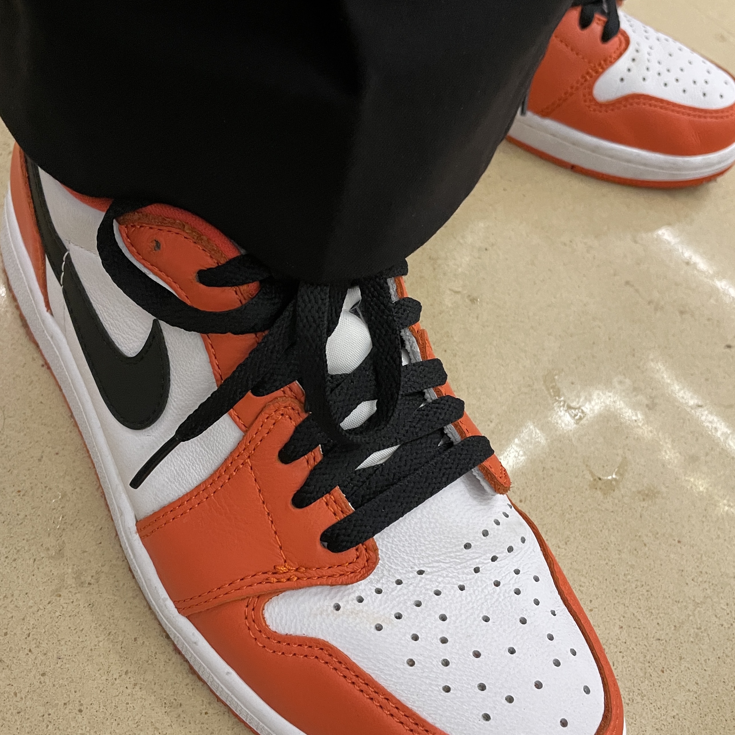 Jordan 1 Low OG Starfish 착용 스타일