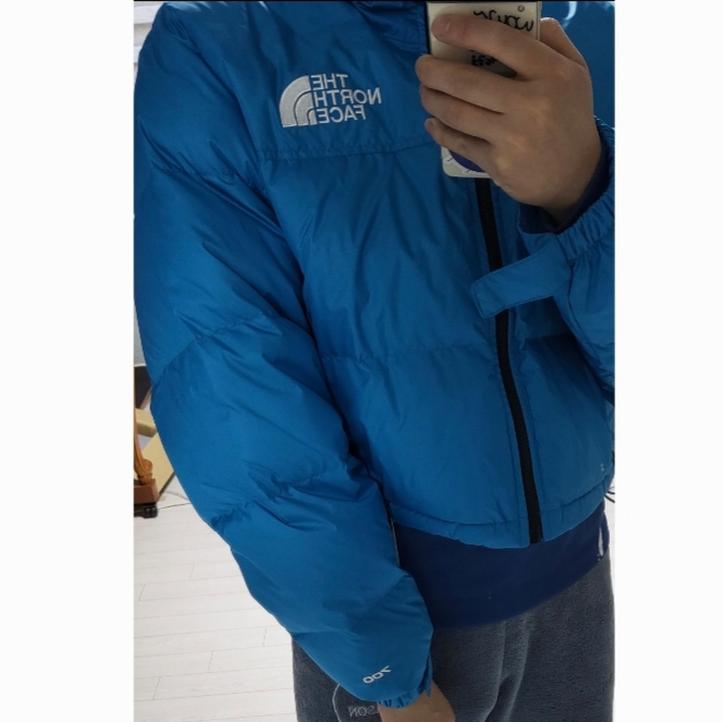 (W) The North Face Nuptse Short Jacket TNF Black 착용 스타일
