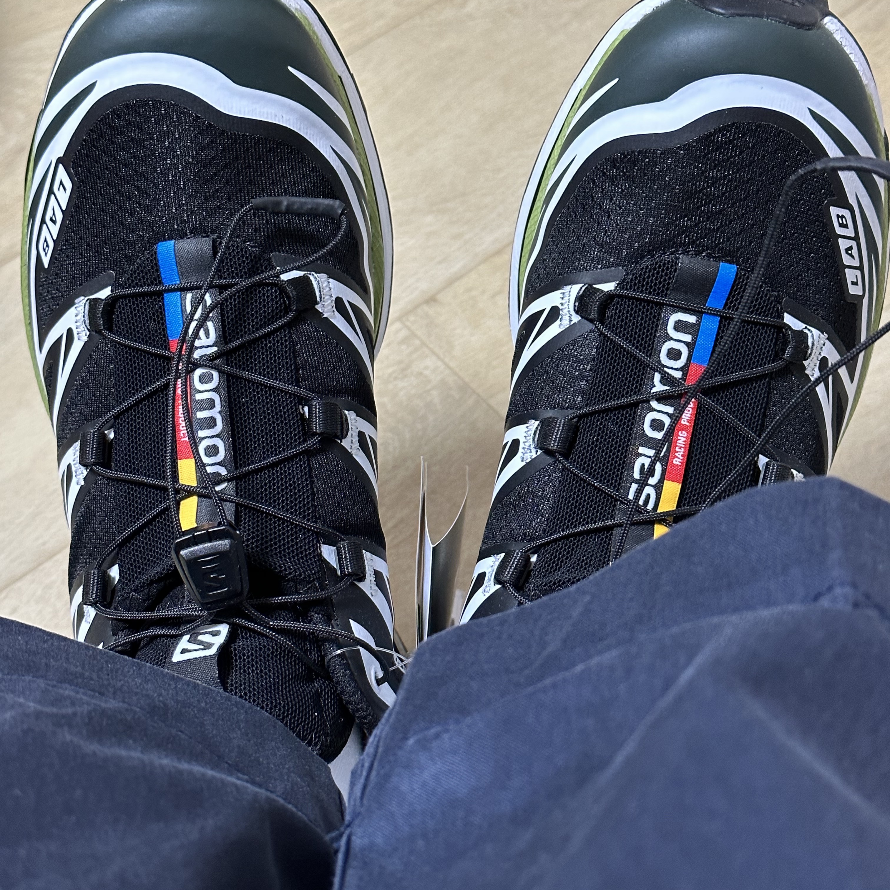 Salomon XT-6 Scarab Black 착용 스타일 - 2