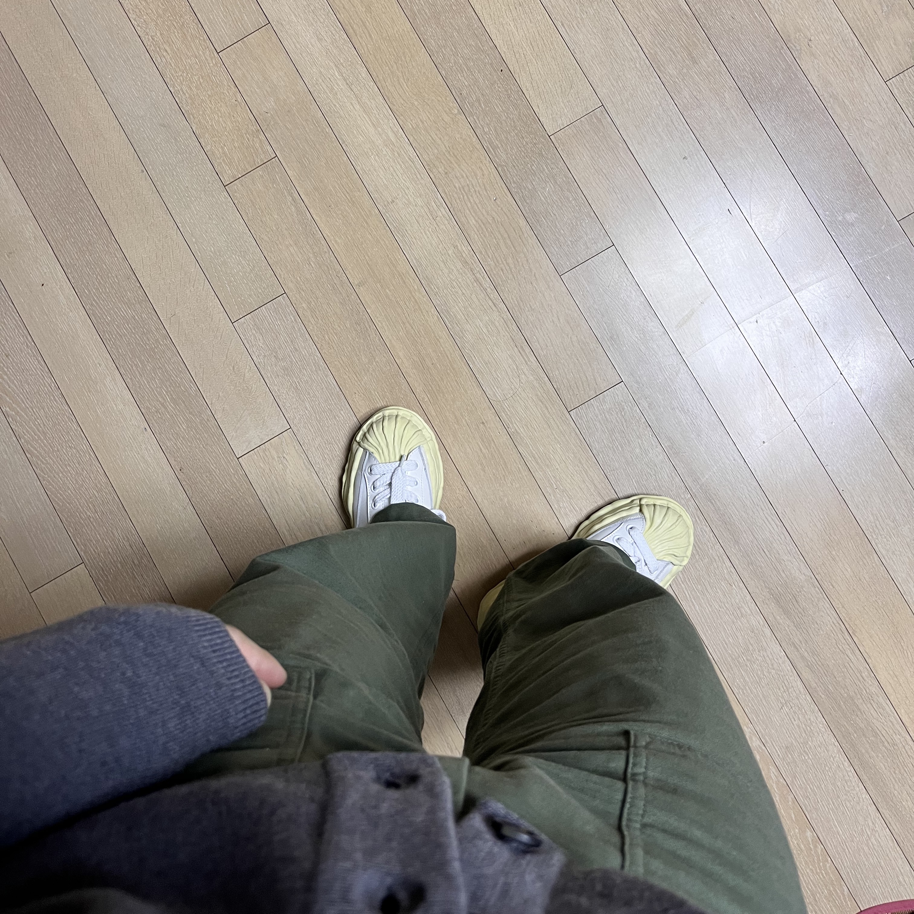 Maison Mihara Yasuhiro Blakey VL OG Sole Canvas Low-top Sneakers White 착용 스타일