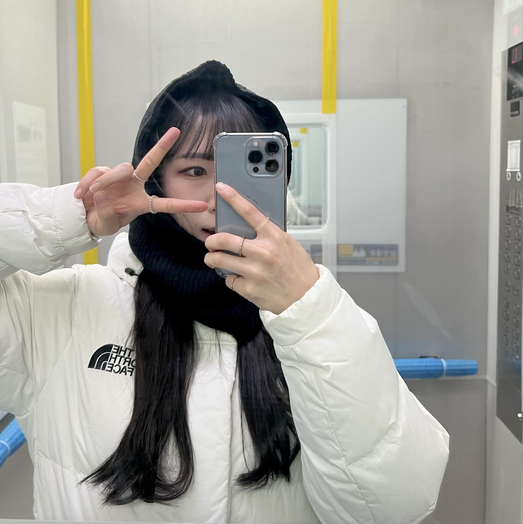 The North Face 1996 Eco Nuptse Jacket White 착용 스타일