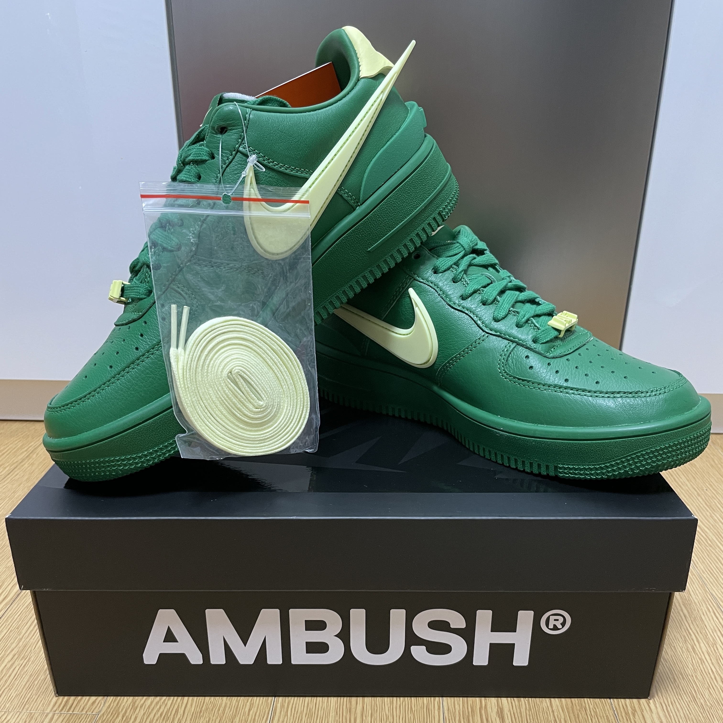Nike x Ambush Air Force 1 Low SP Pine Green and Citron 착용 스타일