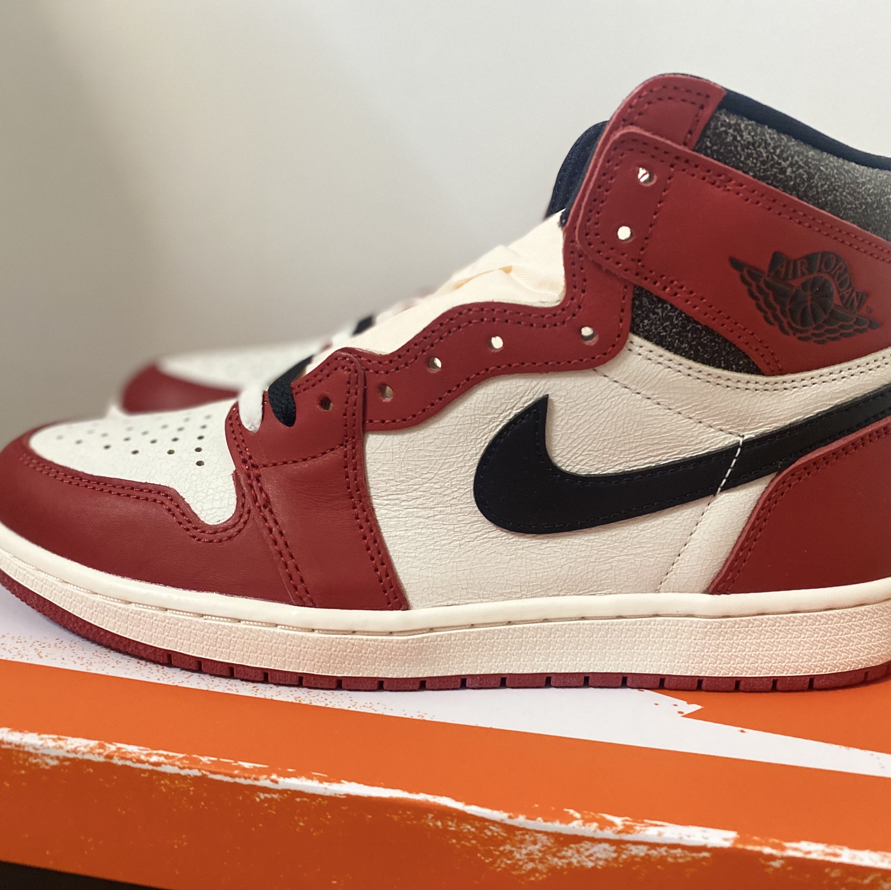 Jordan 1 Retro High OG Chicago 2022 착용 스타일 - 3