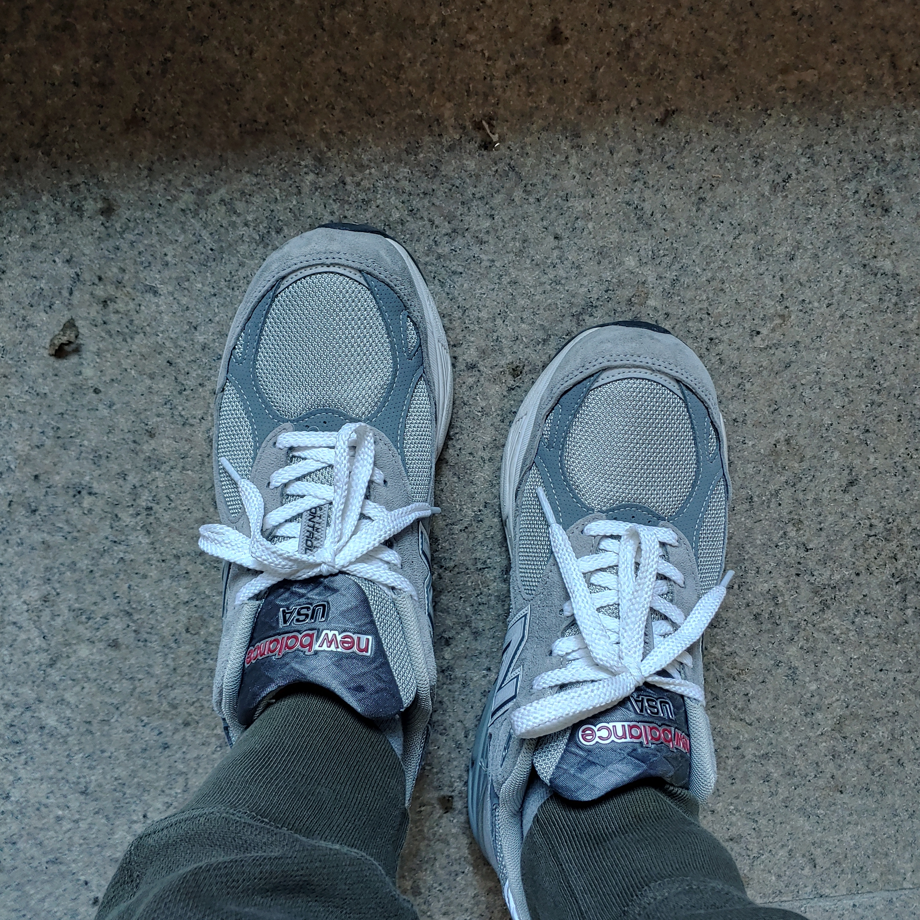 New Balance 990v3 Made in USA Grey - D Standard 착용 스타일