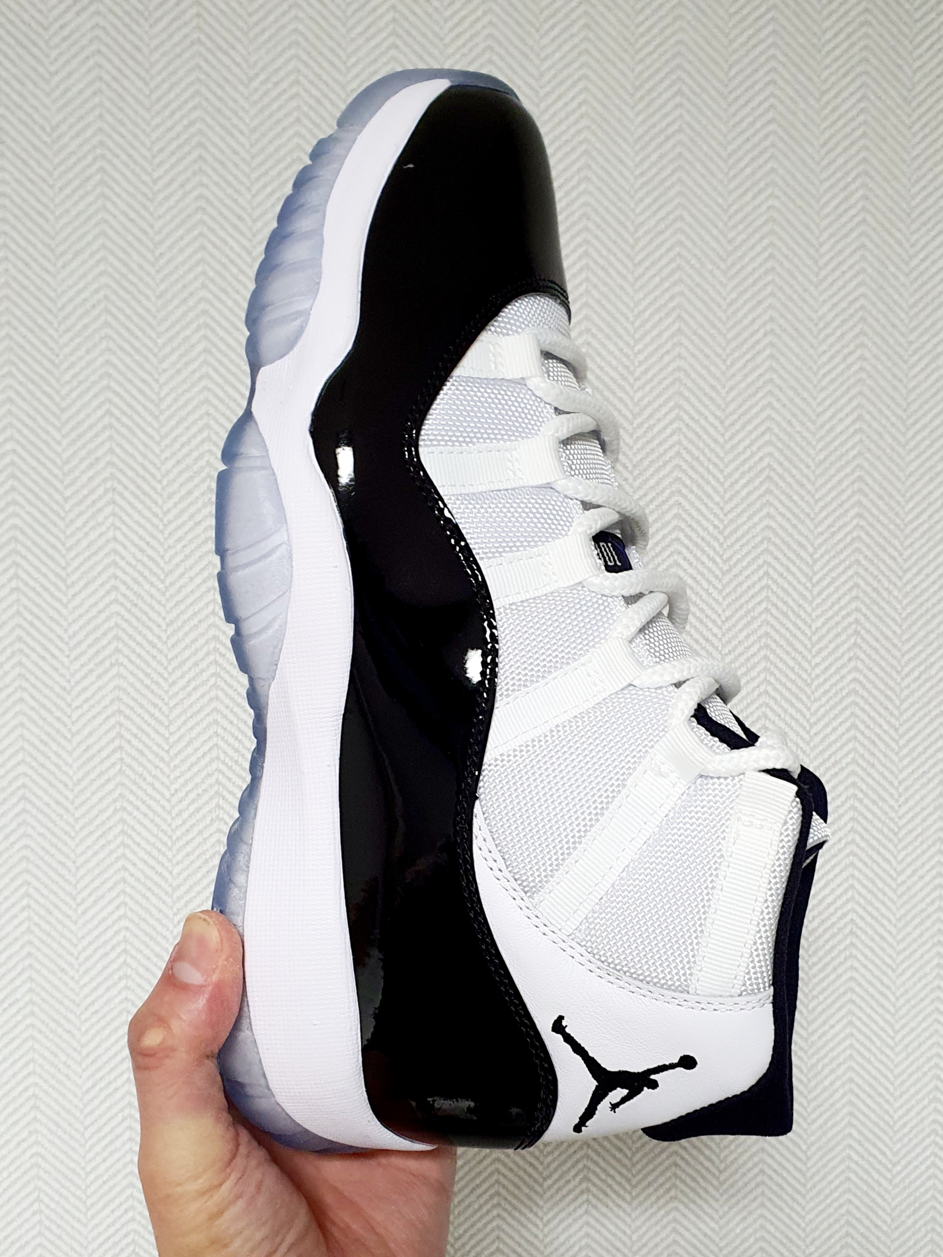 Jordan 11 Retro Concord 2018 착용 스타일 - 4