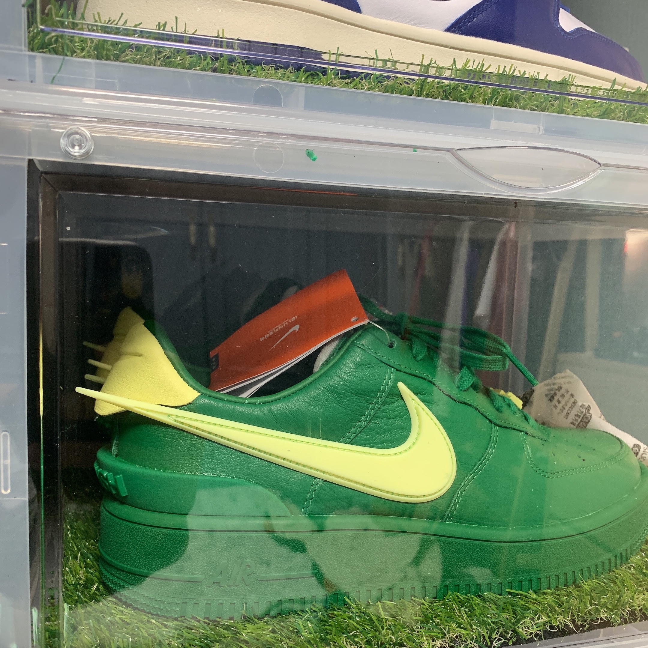 Nike x Ambush Air Force 1 Low SP Pine Green and Citron 착용 스타일