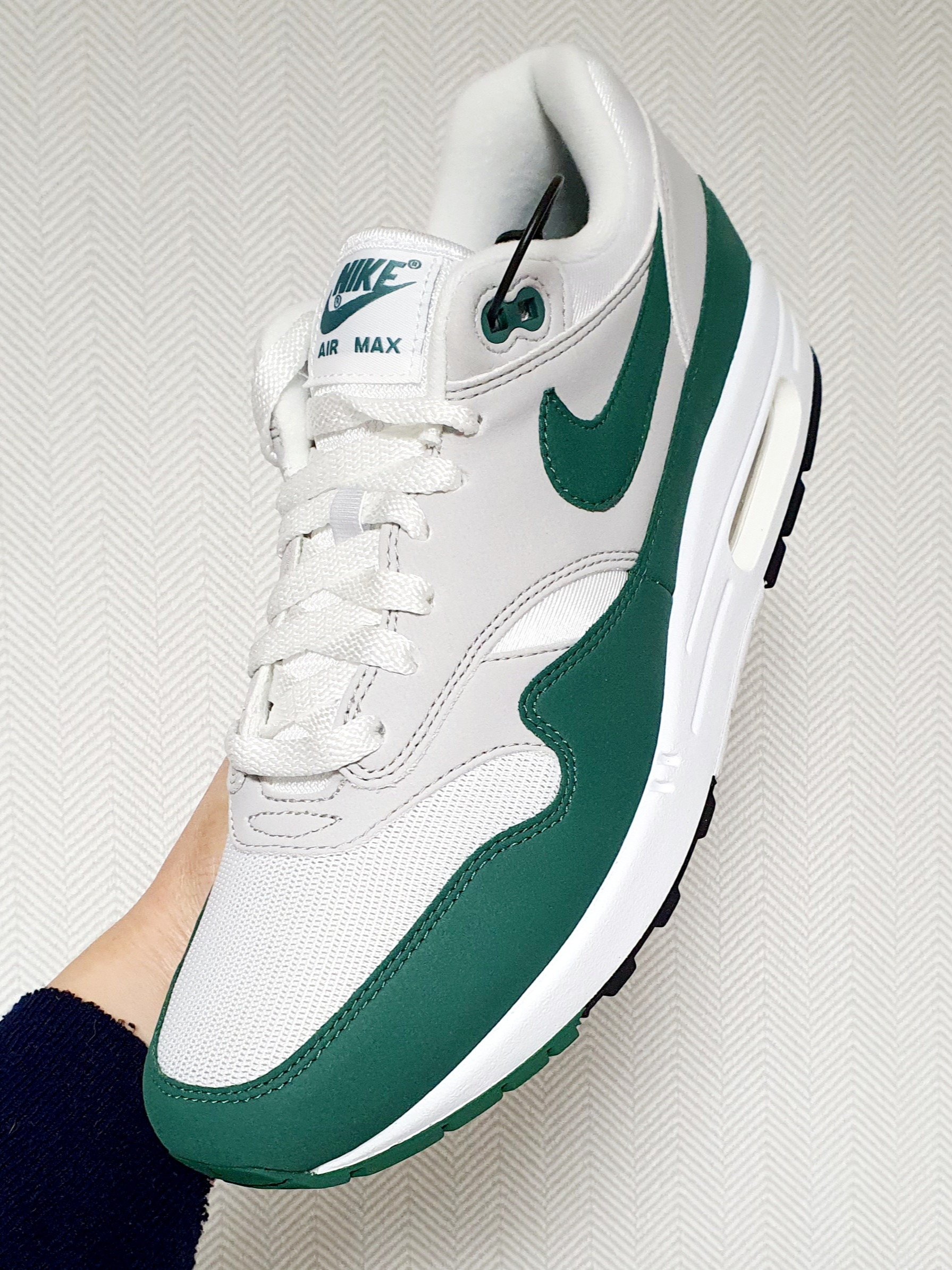 Nike Air Max 1 Anniversary Green 2020 착용 스타일 - 2