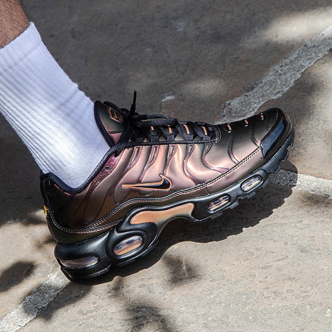 Nike Air Max Plus OG Scarab 착용 스타일 - 3