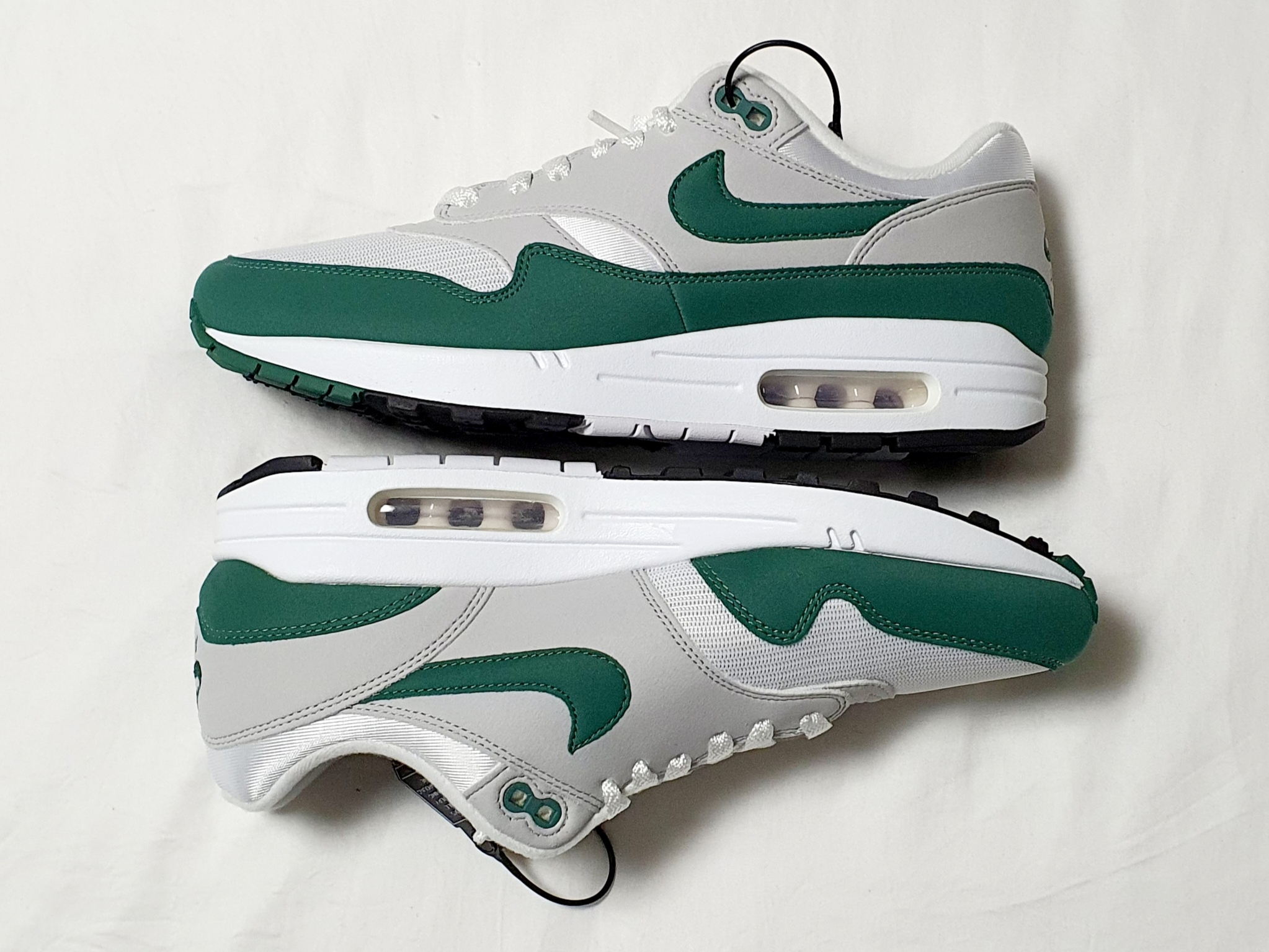 Nike Air Max 1 Anniversary Green 2020 착용 스타일 - 5