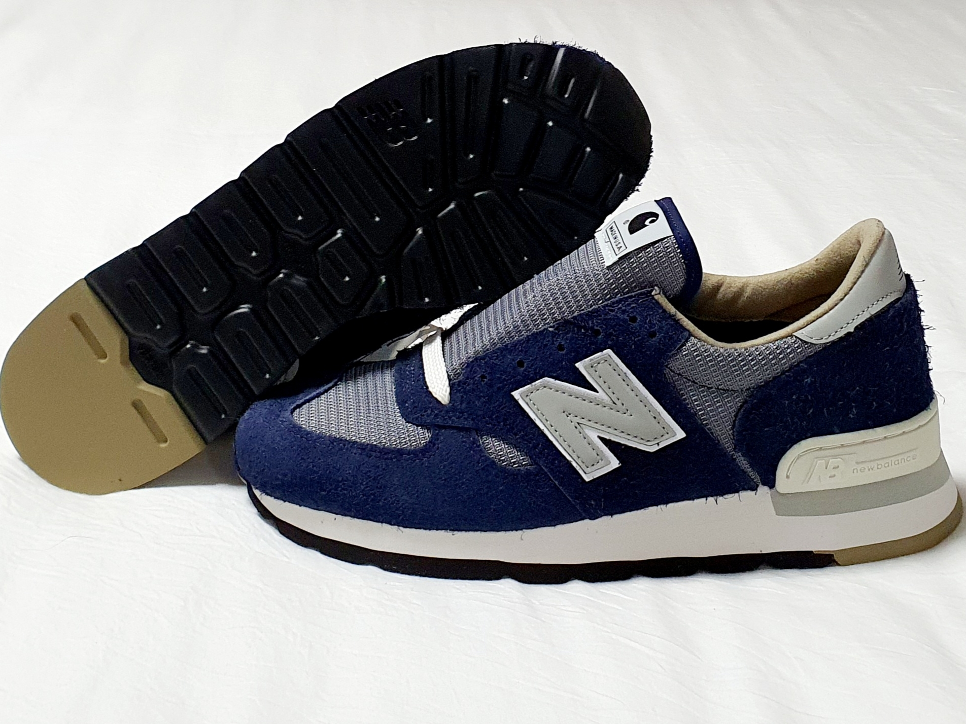 New Balance x Carhartt WIP 990v1 Made in USA Sculpture Center 착용 스타일 - 5
