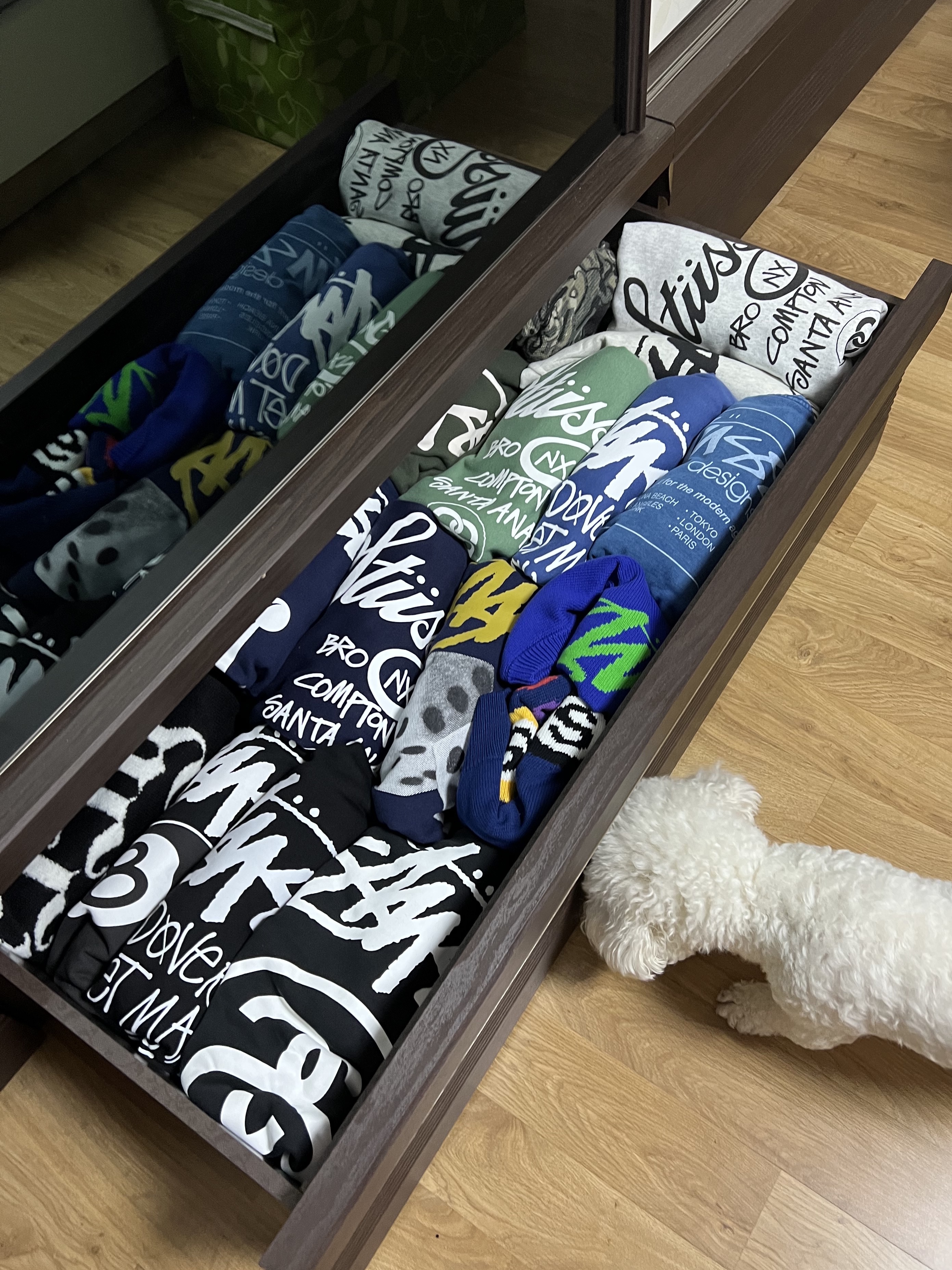 Stussy Roll The Dice Hoodie Navy, Stussy Billiard Sweater Navy 착용 스타일 - 1