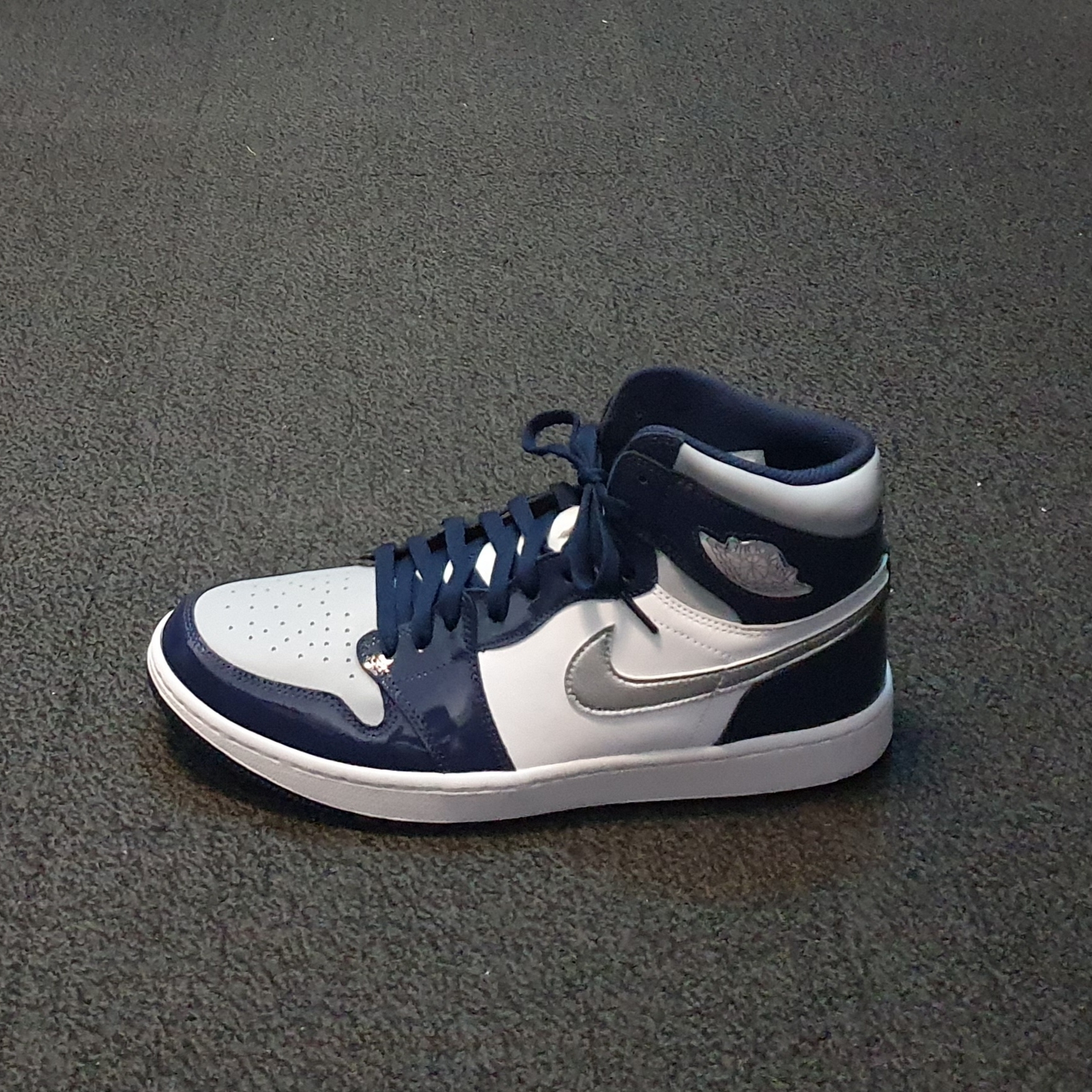 Jordan 1 High Golf Midnight Navy 착용 스타일