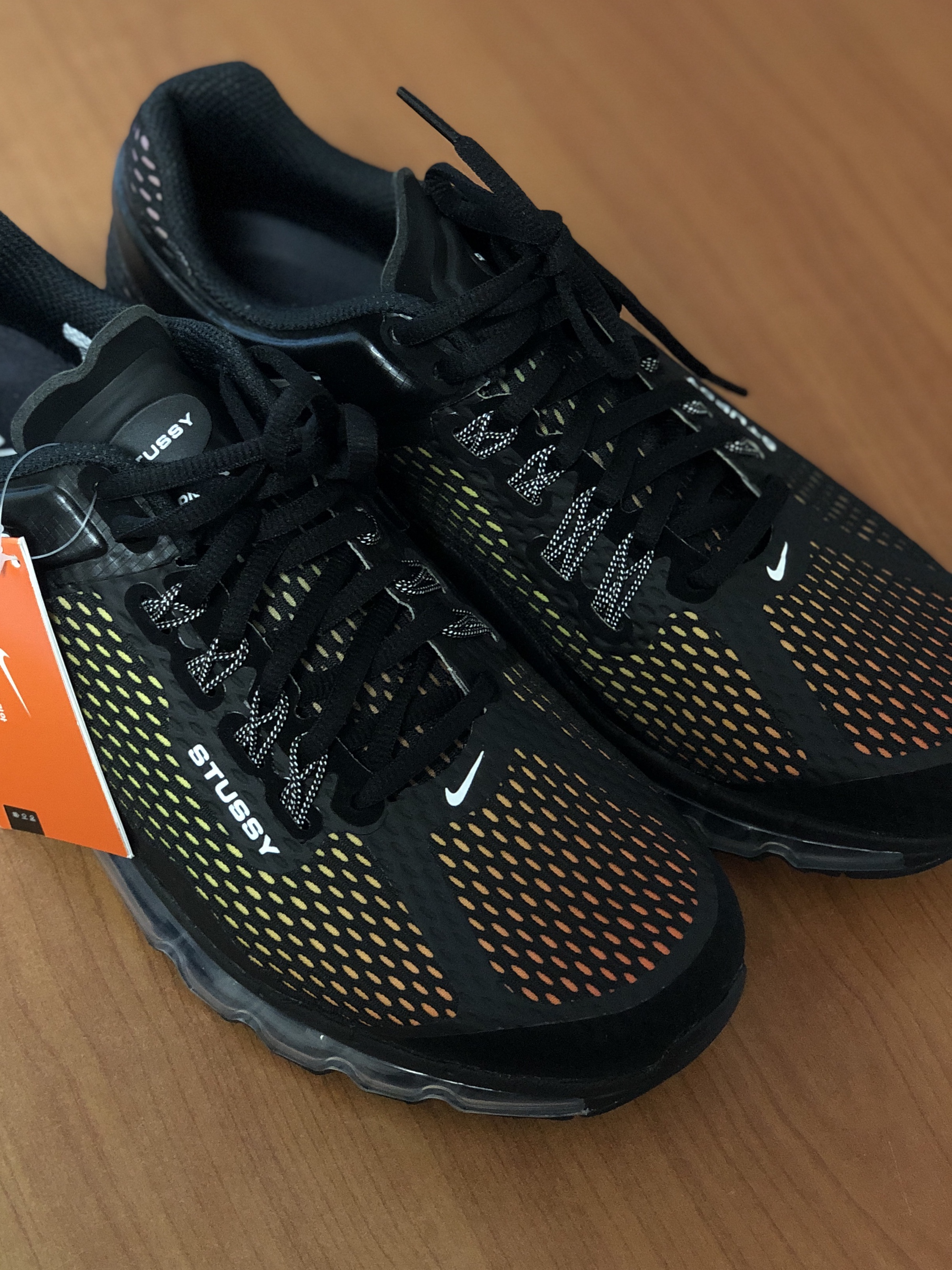 Nike x Stussy Air Max 2013 Black 착용 스타일 - 1