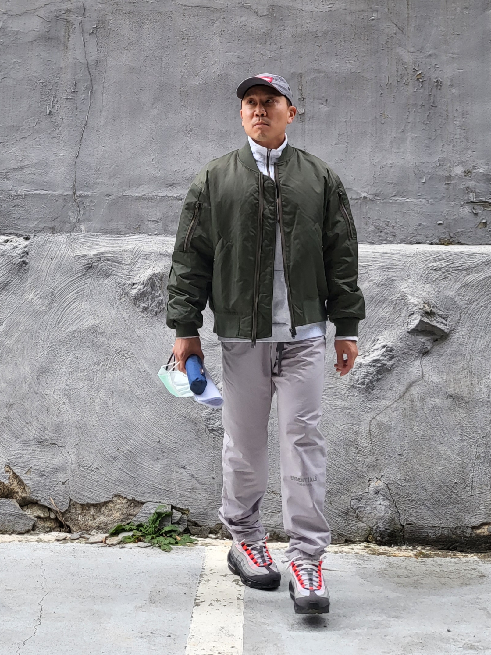 Supreme Military Camp Cap Grey - 21SS, IAB Studio Half Zip Pullover Light Gray 착용 스타일