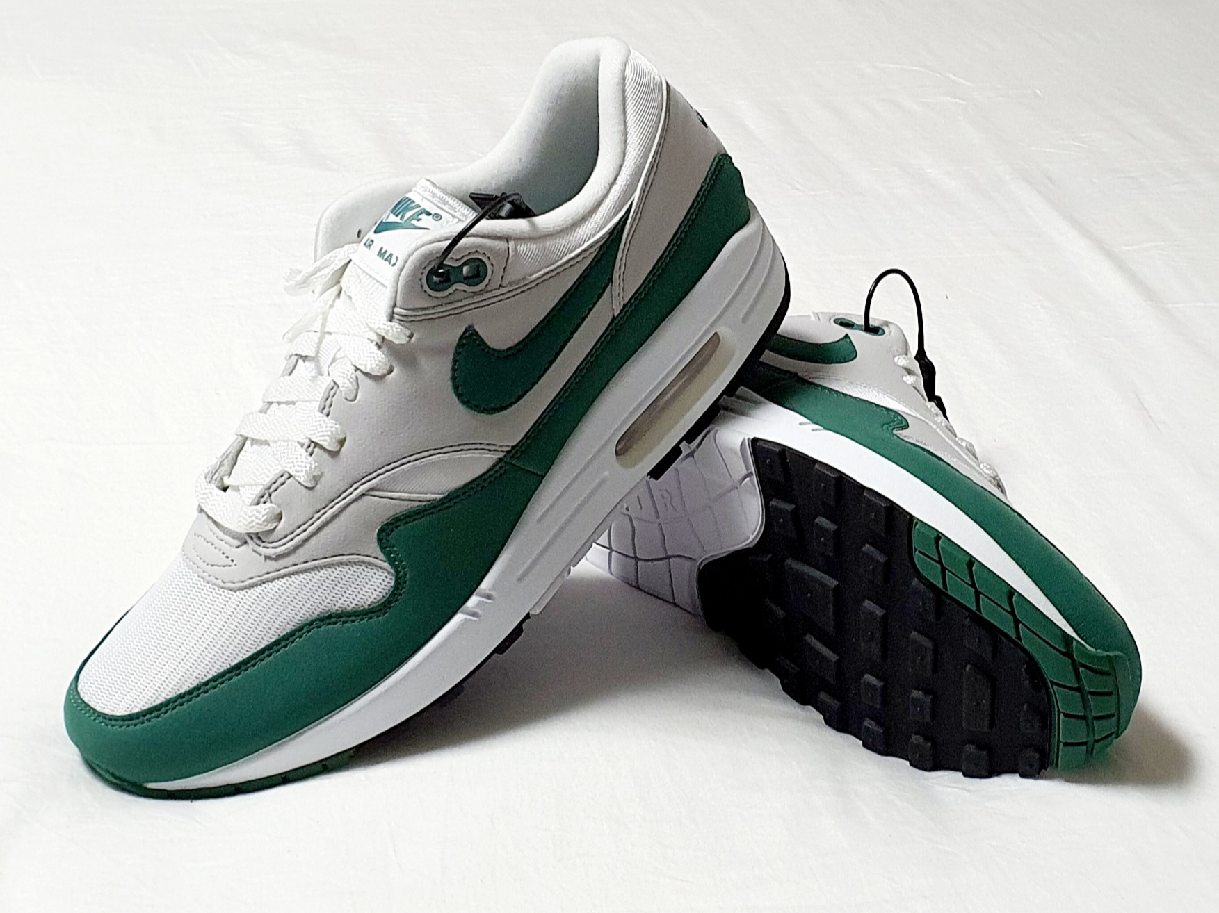 Nike Air Max 1 Anniversary Green 2020 착용 스타일 - 2