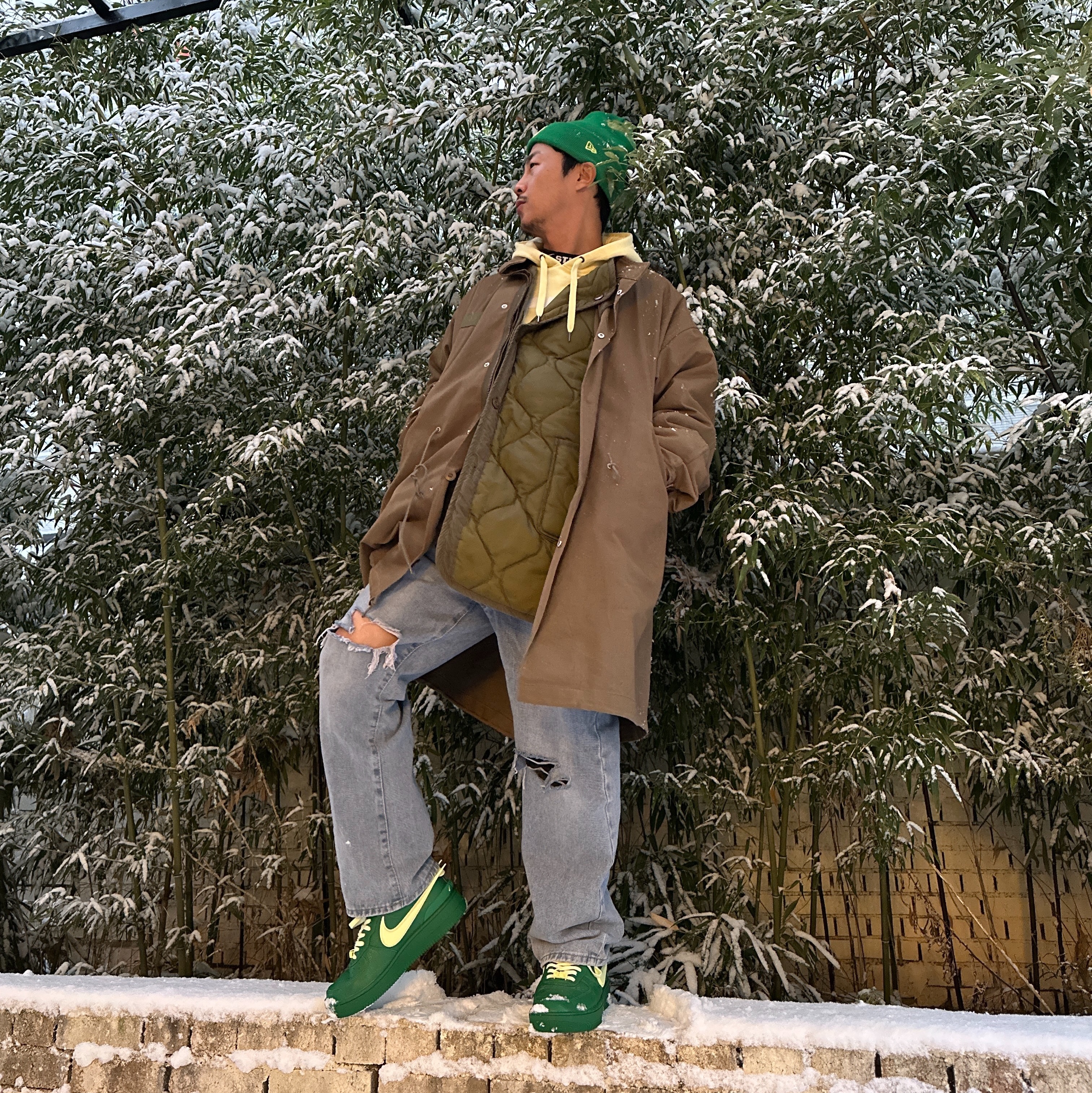 Nike x Ambush Air Force 1 Low SP Pine Green and Citron 착용 스타일 - 1