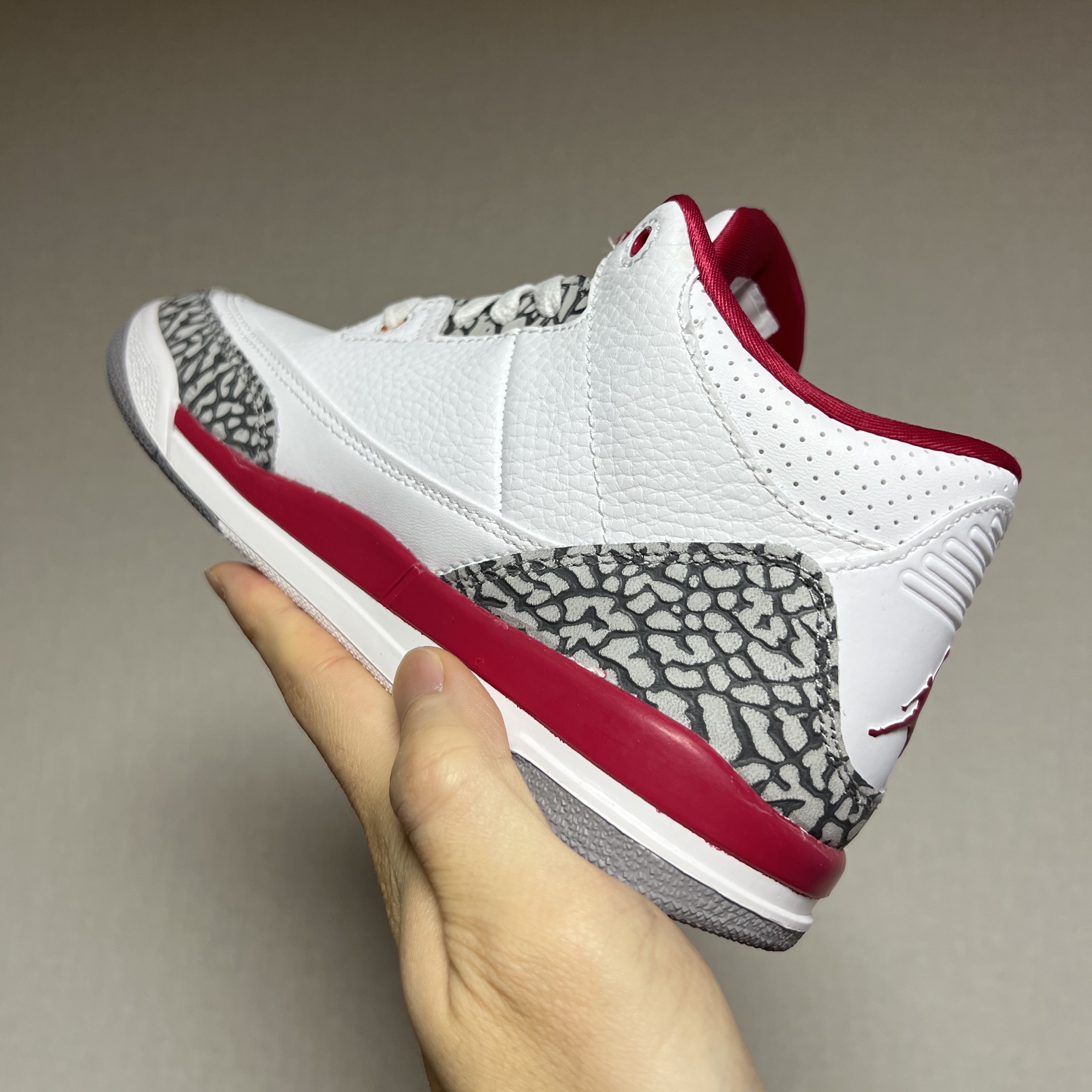 (PS) Jordan 3 Retro Cardinal Red 착용 스타일 - 2