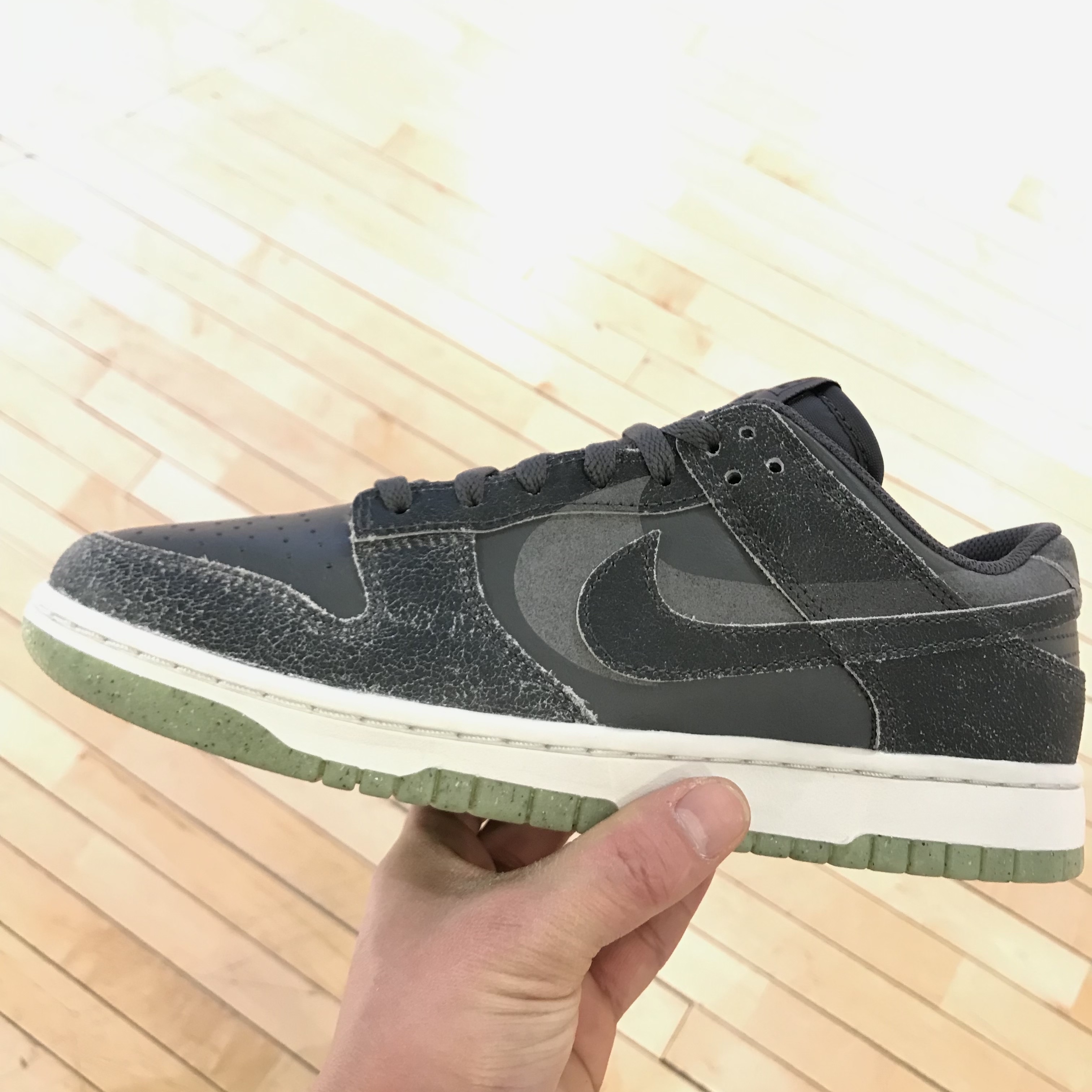 Nike Dunk Low Retro PRM Halloween 착용 스타일