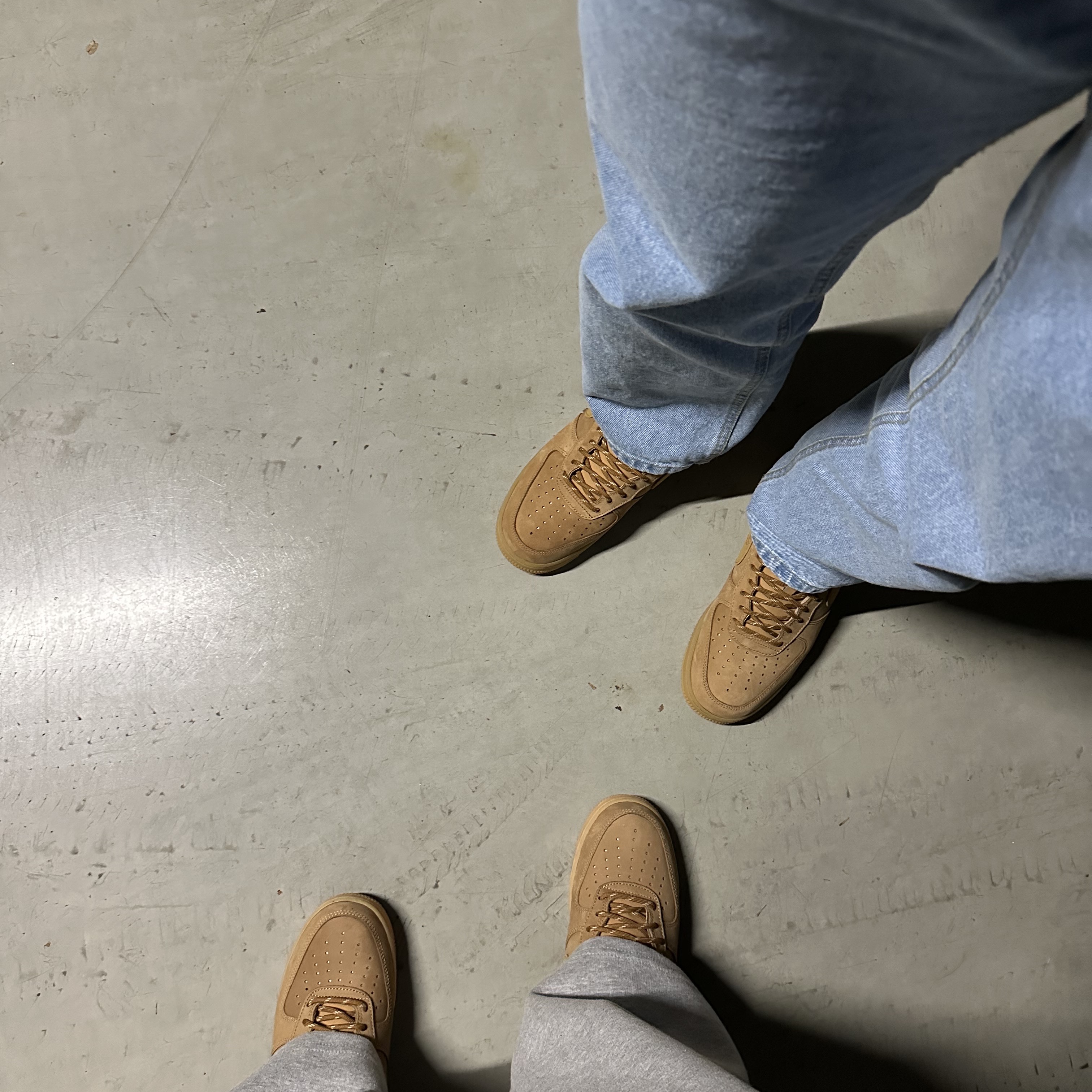 Nike Air Force 1 '07 WB Flax 착용 스타일