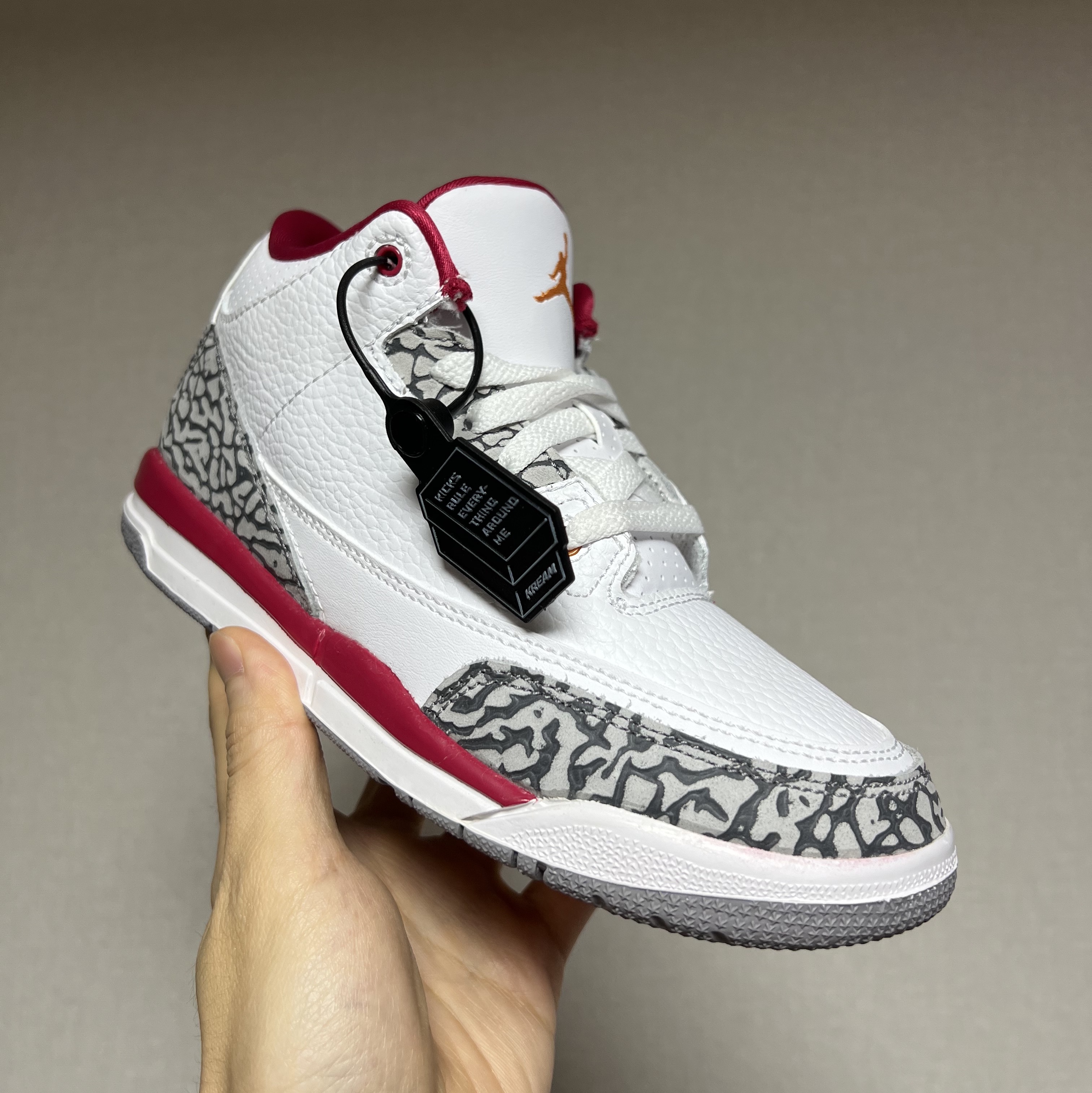 (PS) Jordan 3 Retro Cardinal Red 착용 스타일 - 1