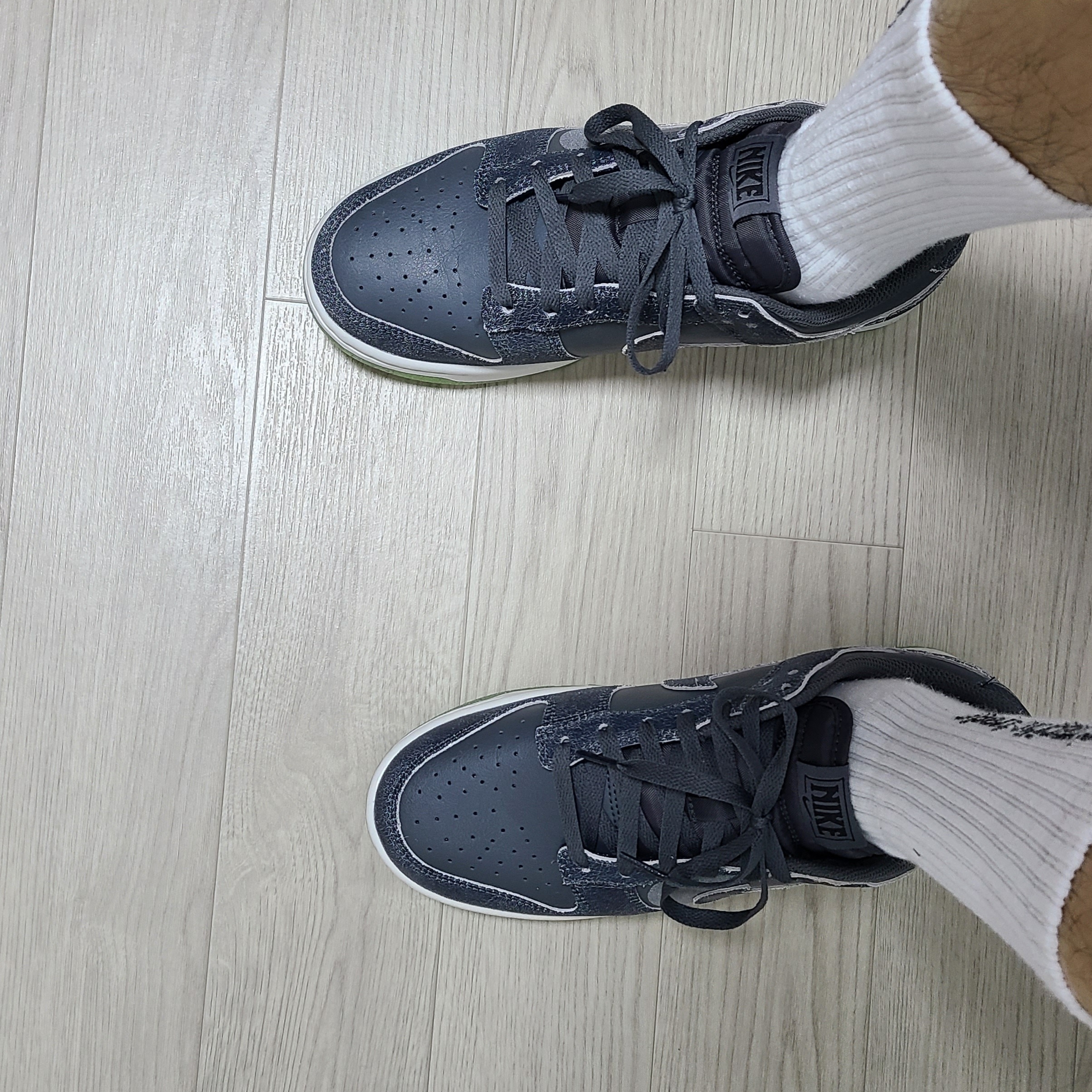 Nike Dunk Low Retro PRM Halloween 착용 스타일