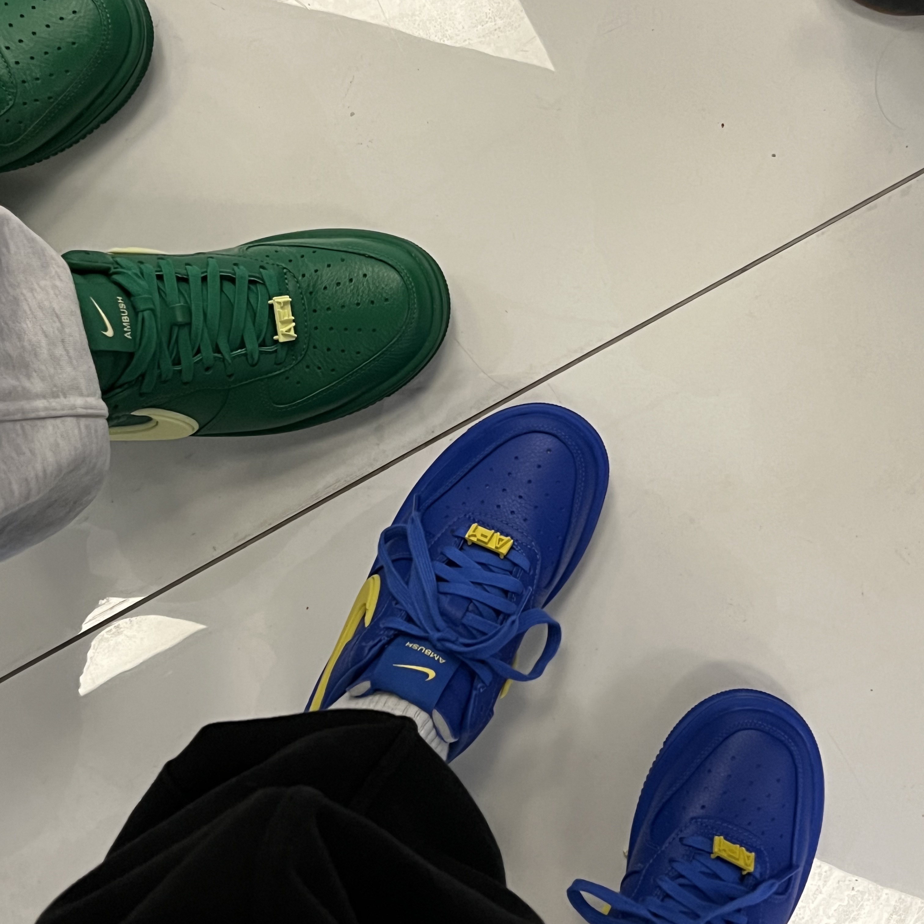 Nike x Ambush Air Force 1 Low SP Pine Green and Citron, Nike x Ambush Air Force 1 Low SP Game Royal and Vivid Sulfur 착용 스타일 - 2