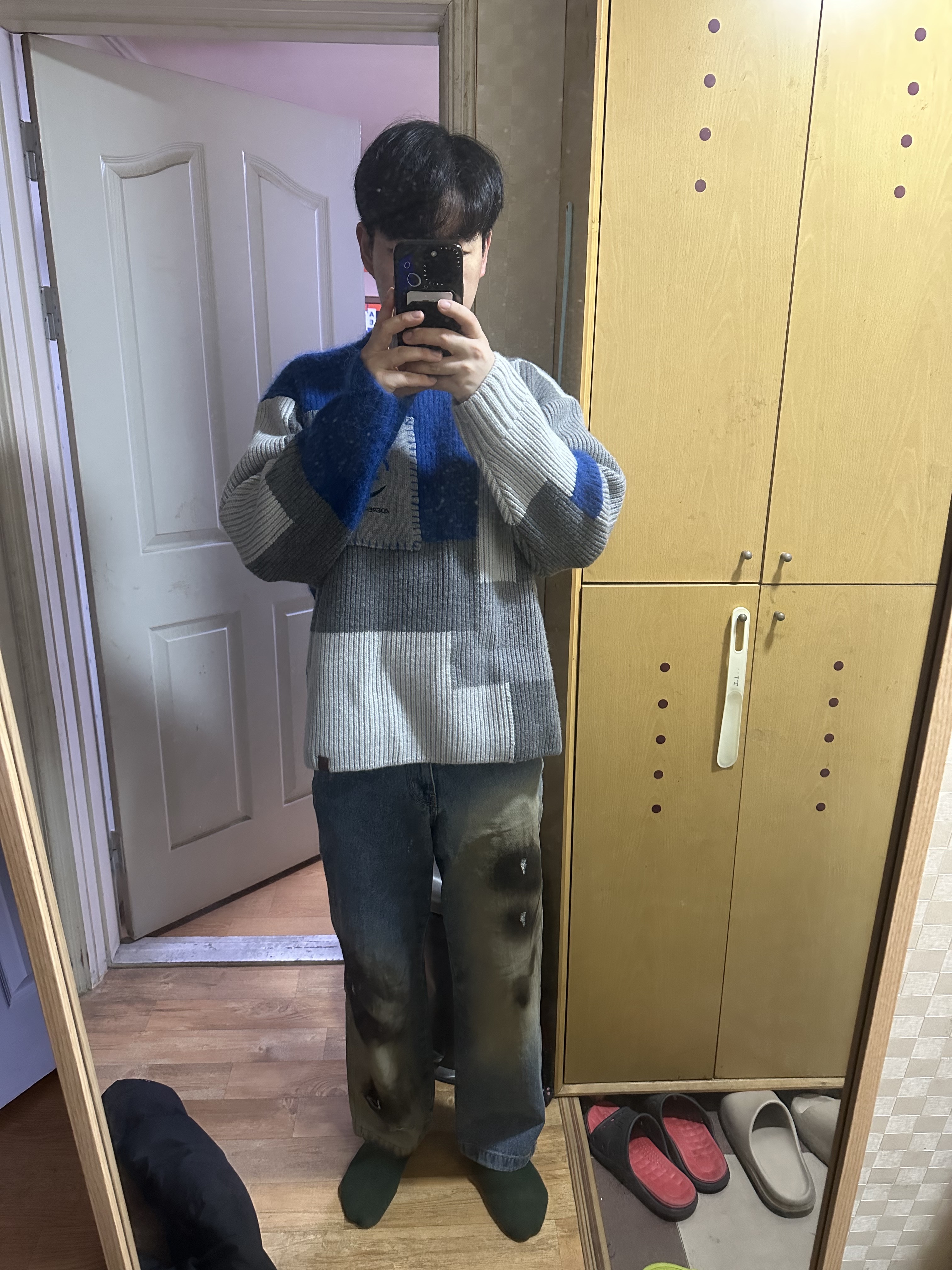 Zara x Ader Error Patchwork Oversize Knit Sweater Multicolor 착용 스타일