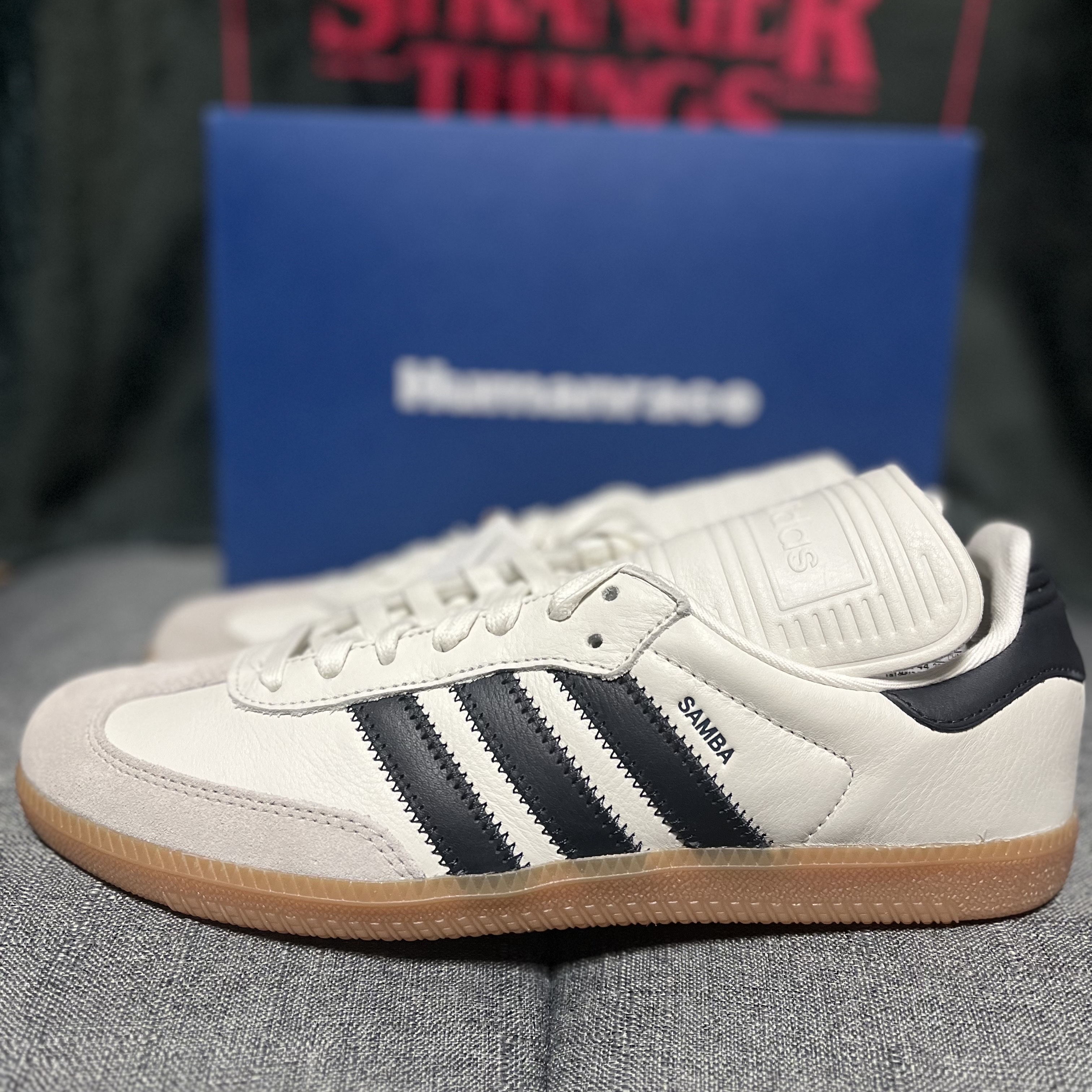 Adidas x Pharrell Williams Humanrace Samba Cloud White Night Grey 착용 스타일 - 2