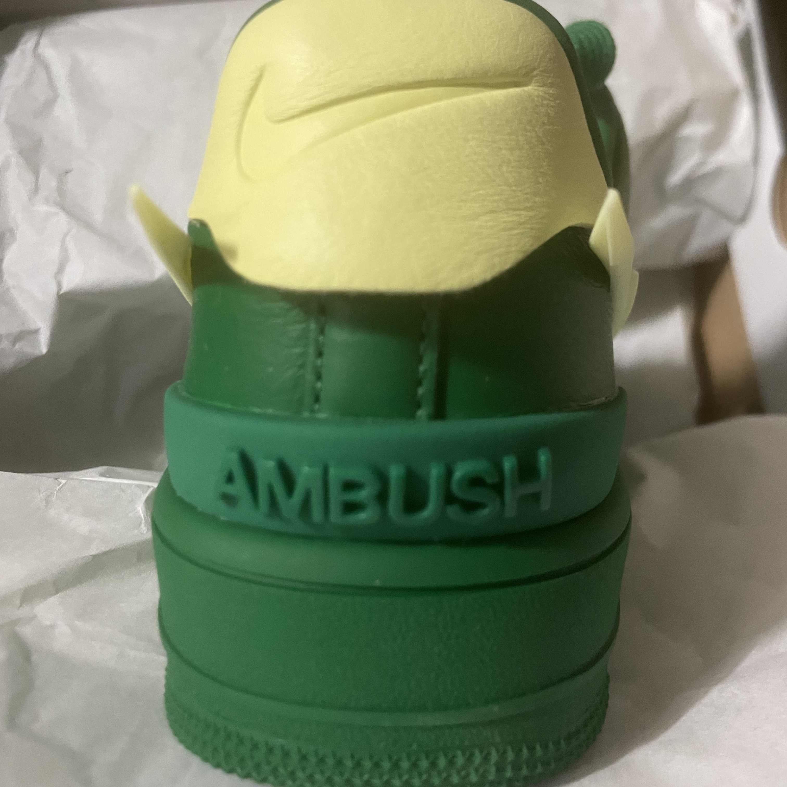 Nike x Ambush Air Force 1 Low SP Pine Green and Citron 착용 스타일 - 2